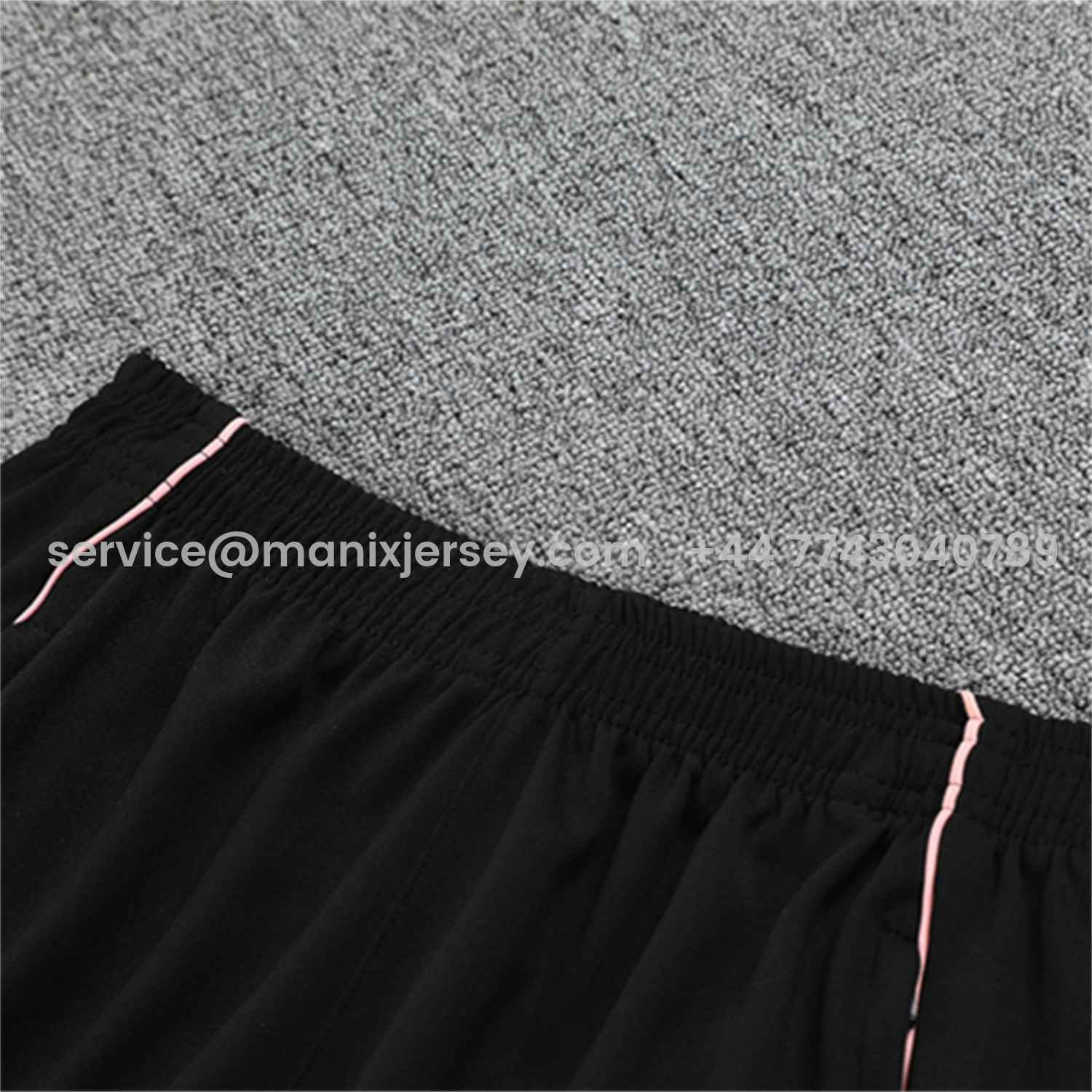ManixJersey.com | Juventus 25-26 Kids Long Sleeve Training Set - White Top and Black Pants -Customize Name, Number and Patch | Worldwide Shipping