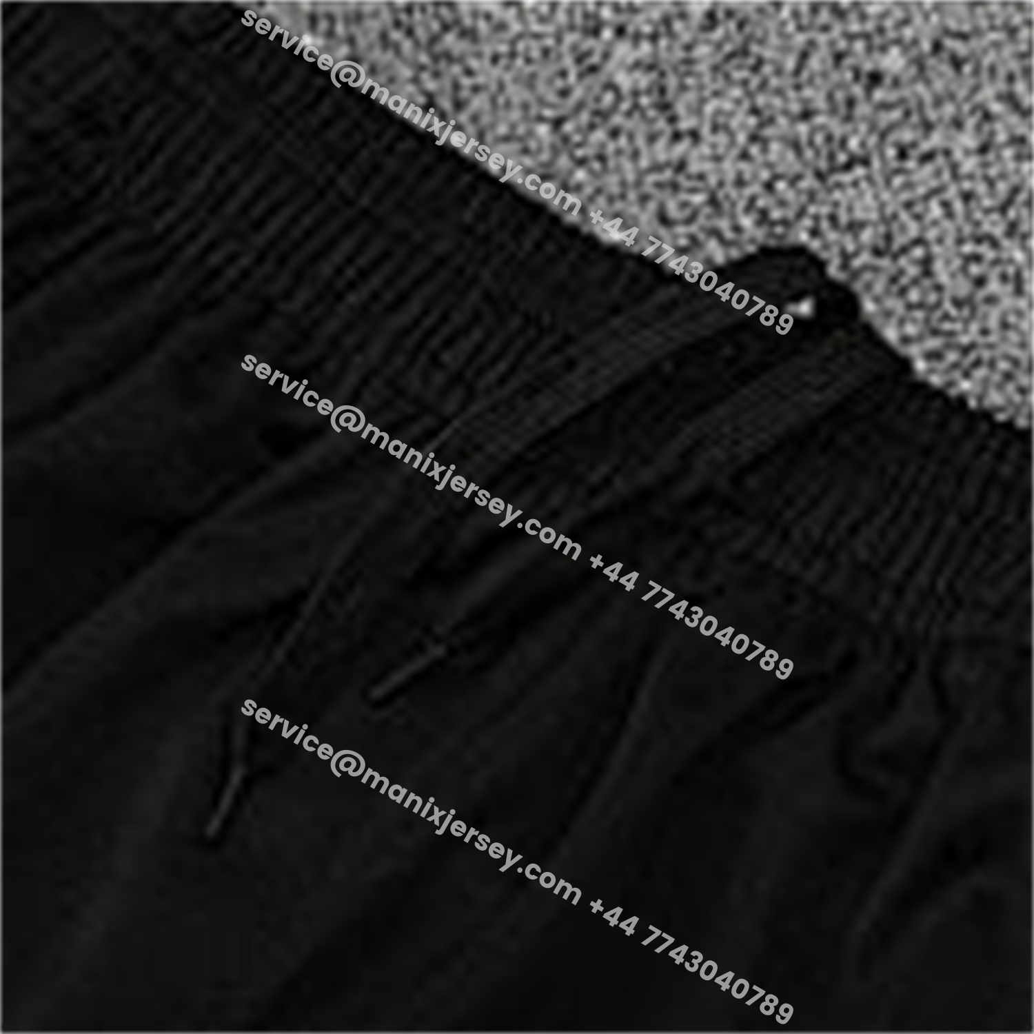 ManixJersey.com | Manchester United 25-26 Short-Sleeve Training Set - Yellow Lines Black Top & Black Shorts -Customize Name, Number and Patch | Worldwide Shipping