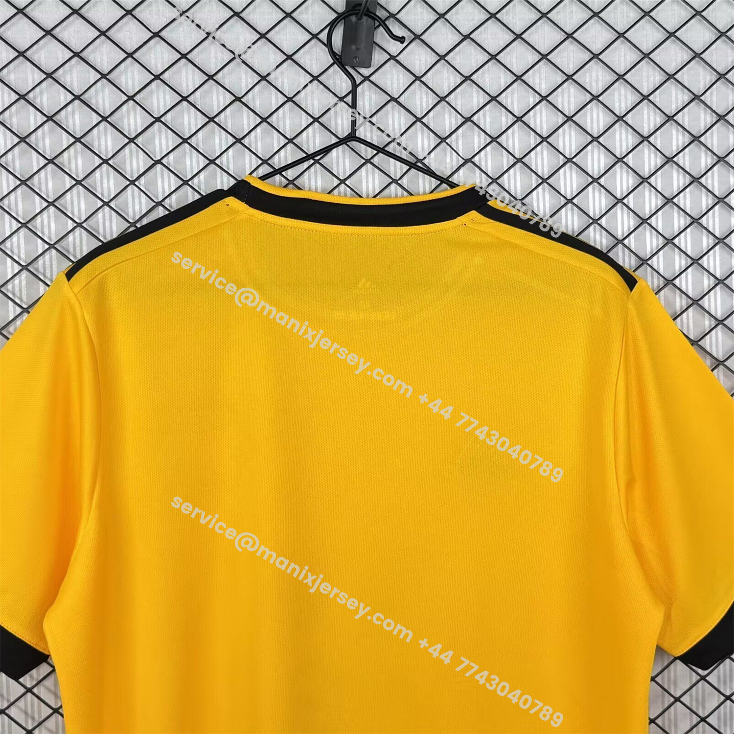 ManixJersey.com | Retro Wolverhampton Wanderers Wolves 2018-19 Home Jersey -Customize Name, Number and Patch | Worldwide Shipping