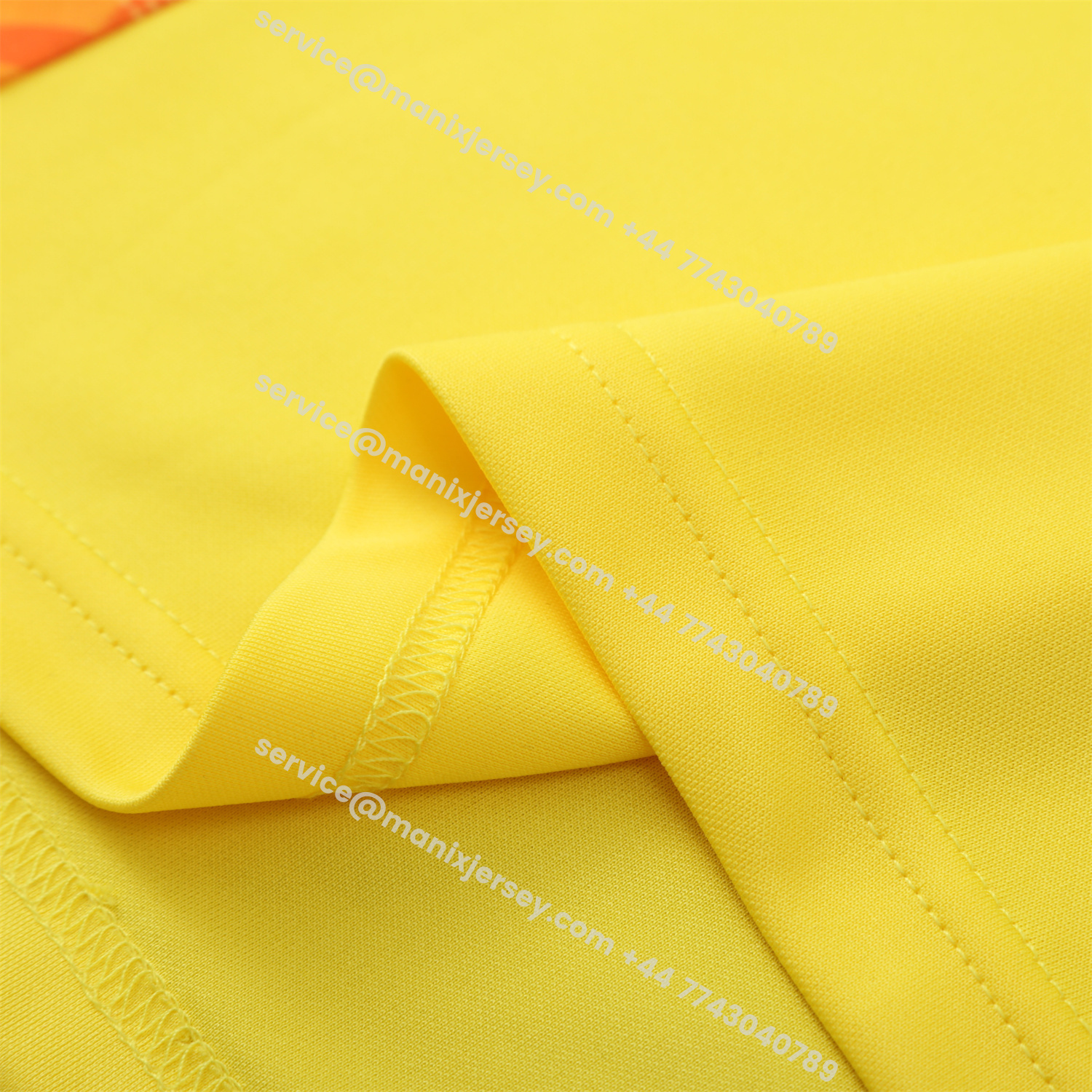 ManixJersey.com | Atletico Mineiro 25-26 Long Sleeve Training Set - Yellow Top & Black Pants -Customize Name, Number and Patch | Worldwide Shipping