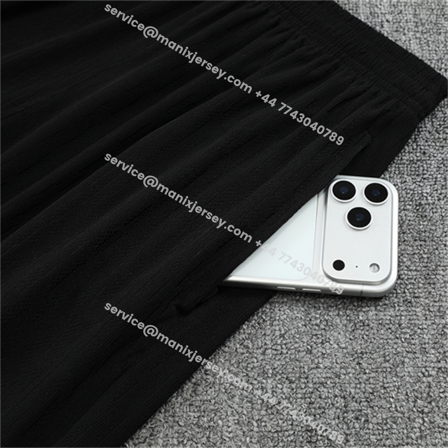 ManixJersey.com | Paris Saint-Germain PSG 25-26 Jordan Kids Long Sleeve Training Set - Pure Black Top & Pants -Customize Name, Number and Patch | Worldwide Shipping