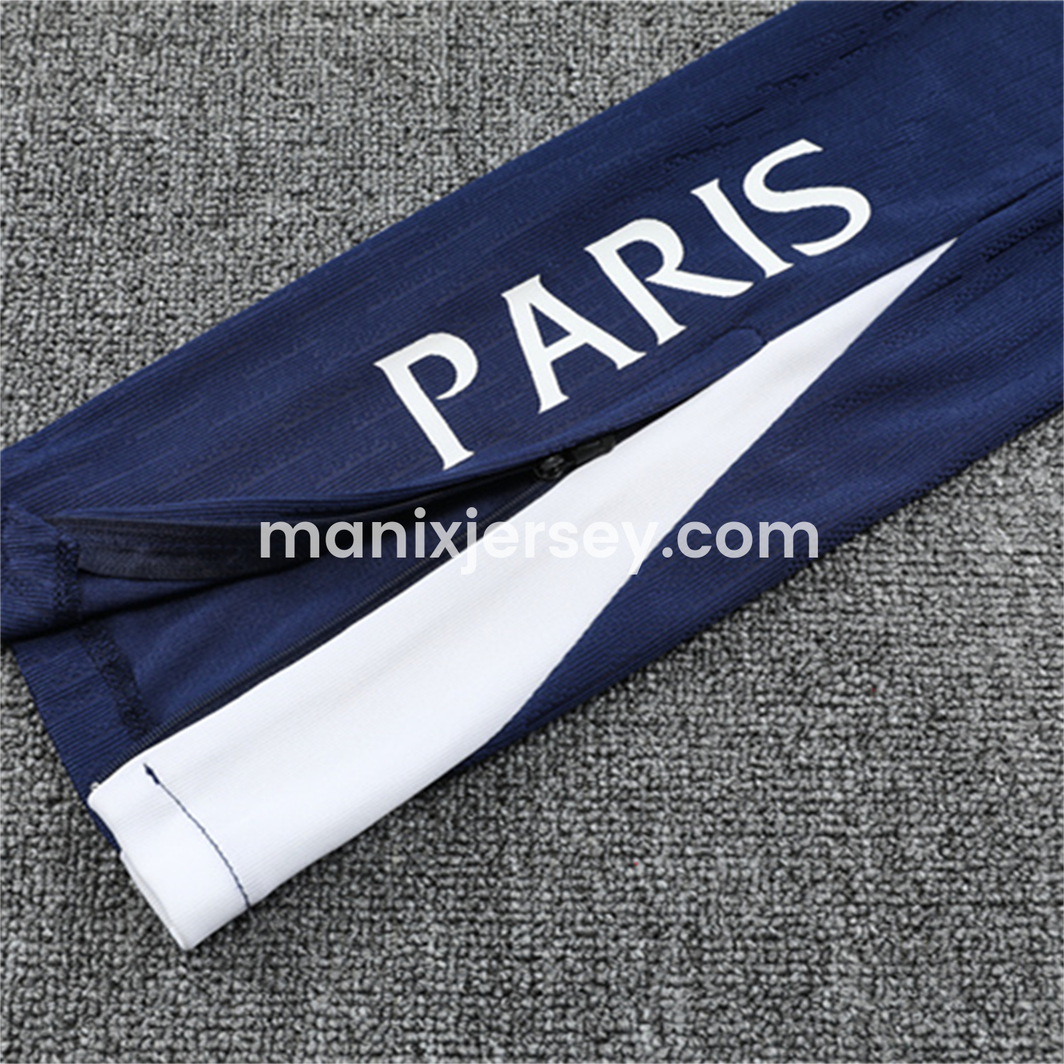ManixJersey.com | Paris Saint-Germain PSG 25-26 Long Sleeves Training Set - Red Top & Royal Blue Pants -Customize Name, Number and Patch | Worldwide Shipping