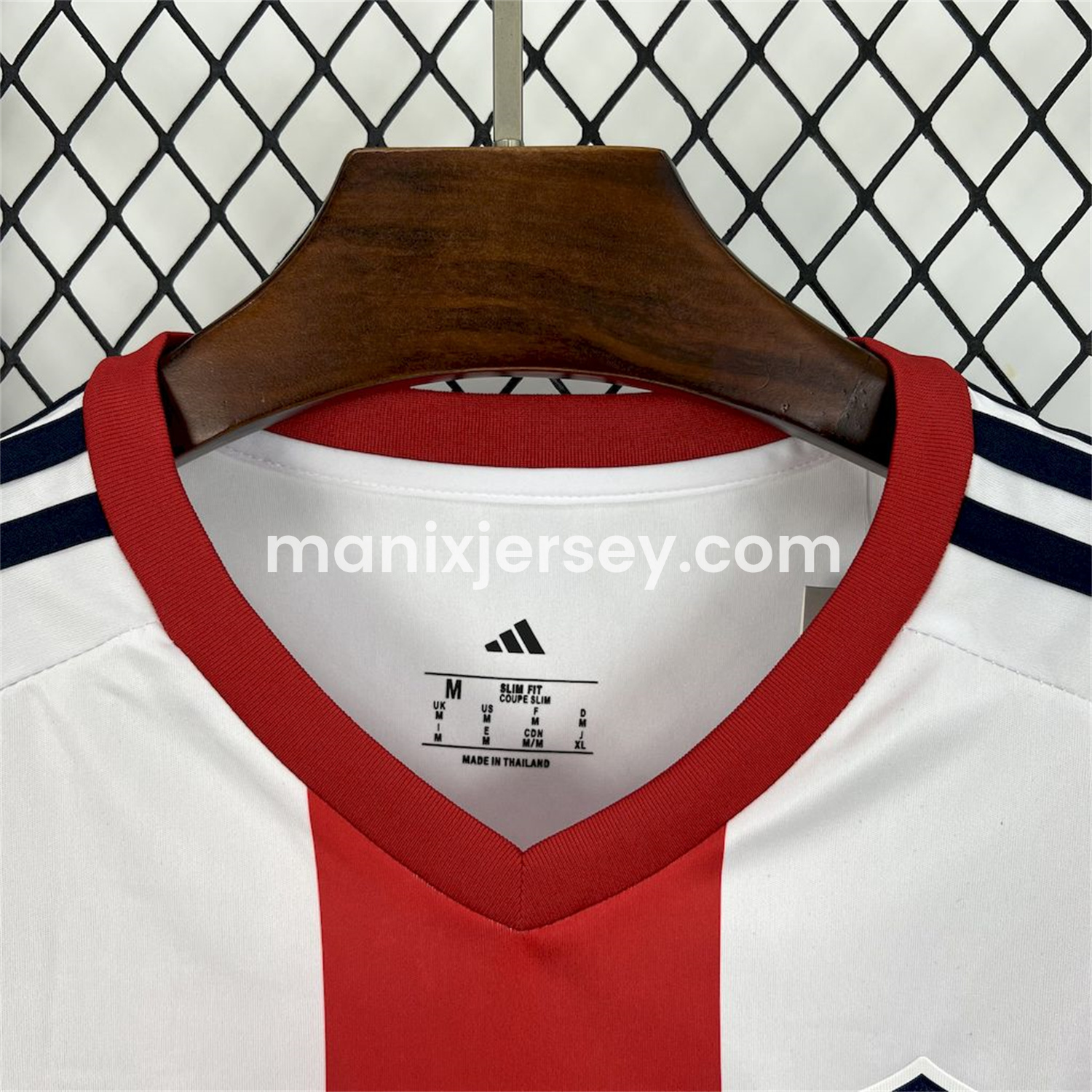 ManixJersey.com | Club Junior FC 25-26 Home Unsponsored Jersey - Fans Version -Customize Name, Number and Patch | Worldwide Shipping