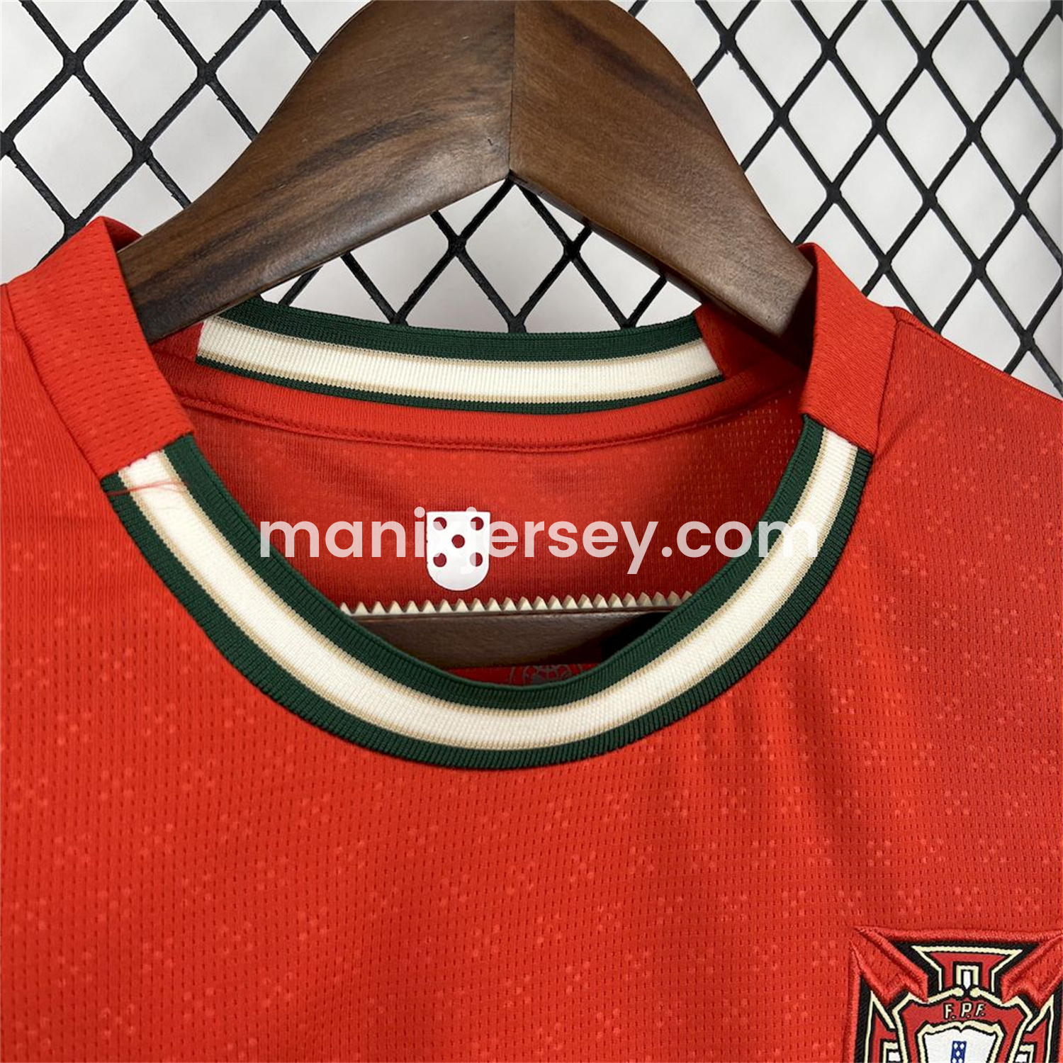 ManixJersey.com | Women's Portugal 2025-26 Home Jersey -Customize Name, Number and Patch | Worldwide Shipping