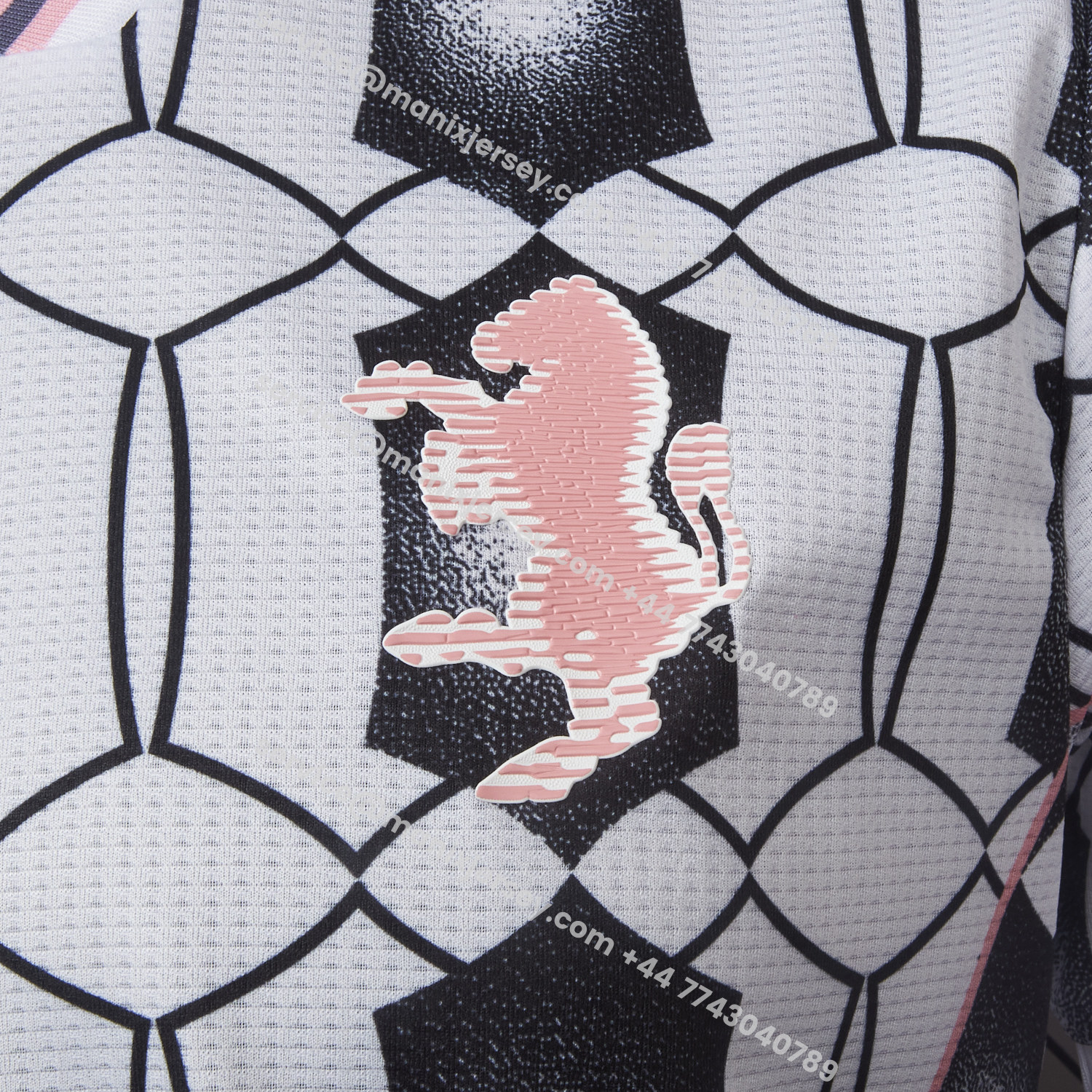 ManixJersey.com | Juventus 25-26 Retro-Style Hexagonal Pattern Jersey - Player Edition -Customize Name, Number and Patch | Worldwide Shipping