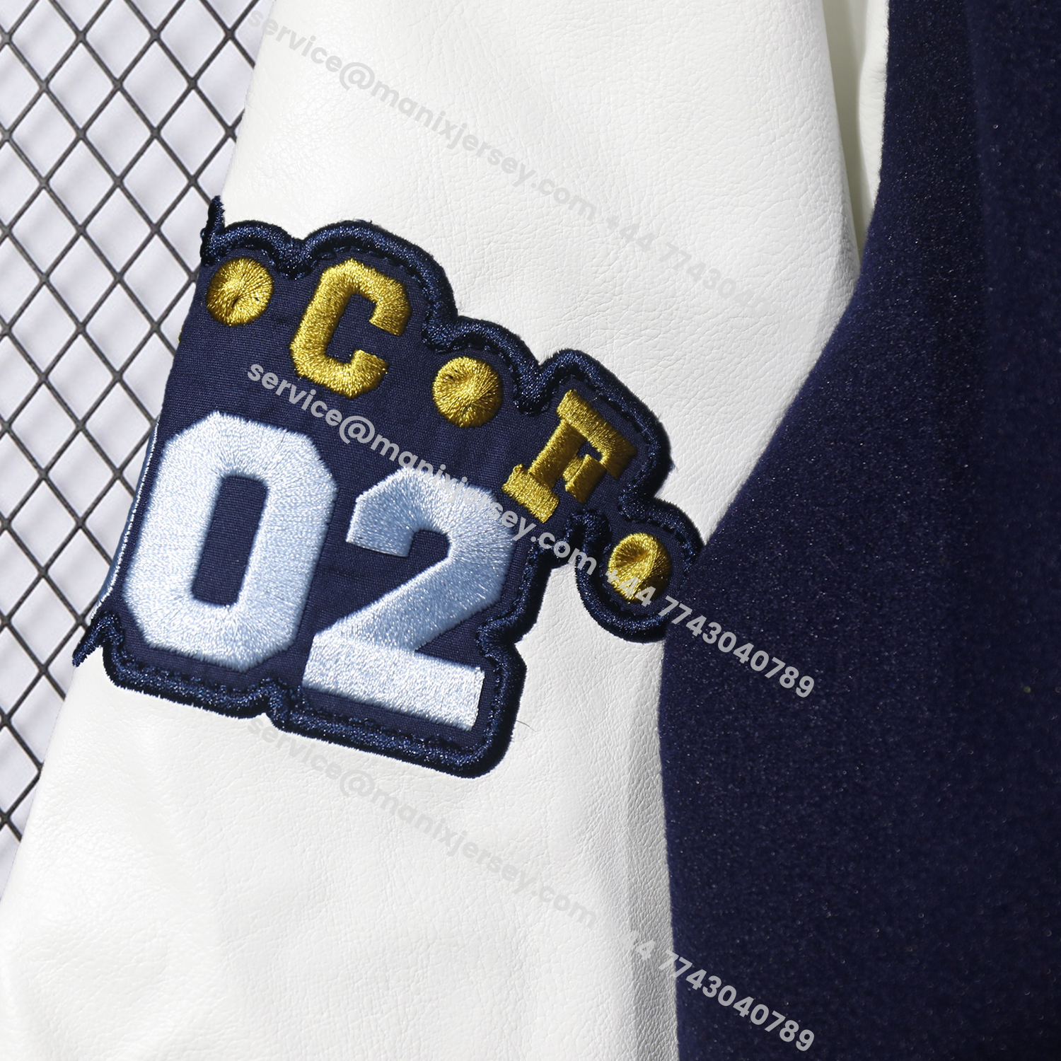 ManixJersey.com | Real Madrid 25-26 Warm Windbreaker Jacket - Dark Blue And White -Customize Name, Number and Patch | Worldwide Shipping