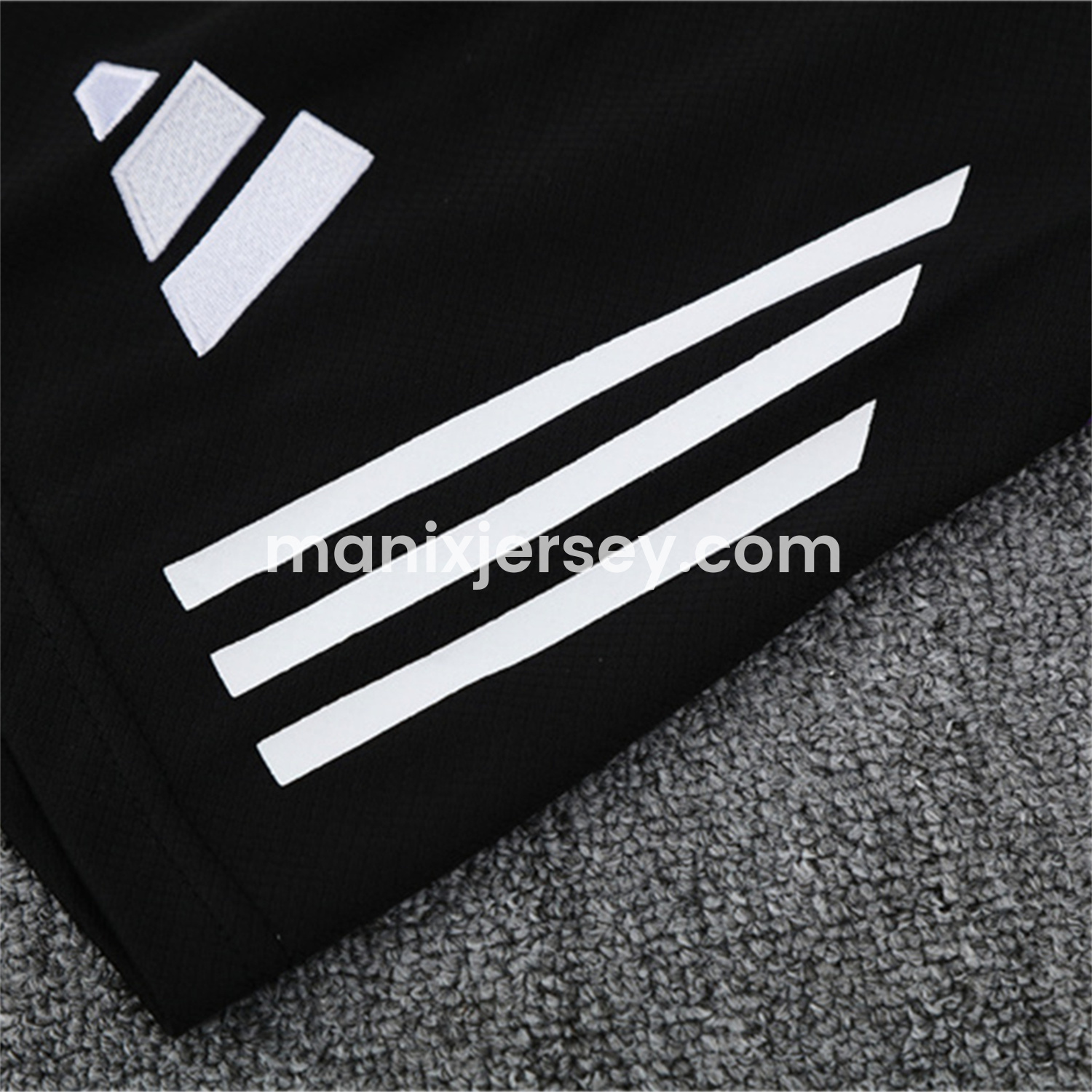 ManixJersey.com | Real Madrid 24-25 Short-Sleeve Training Set - White with Purple -Customize Name, Number and Patch | Worldwide Shipping