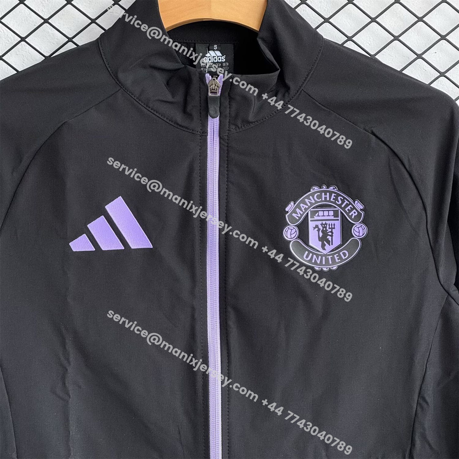 ManixJersey.com | Manchester United 25-26 Windbreaker Training Set - Purple Black Top and Pants -Customize Name, Number and Patch | Worldwide Shipping