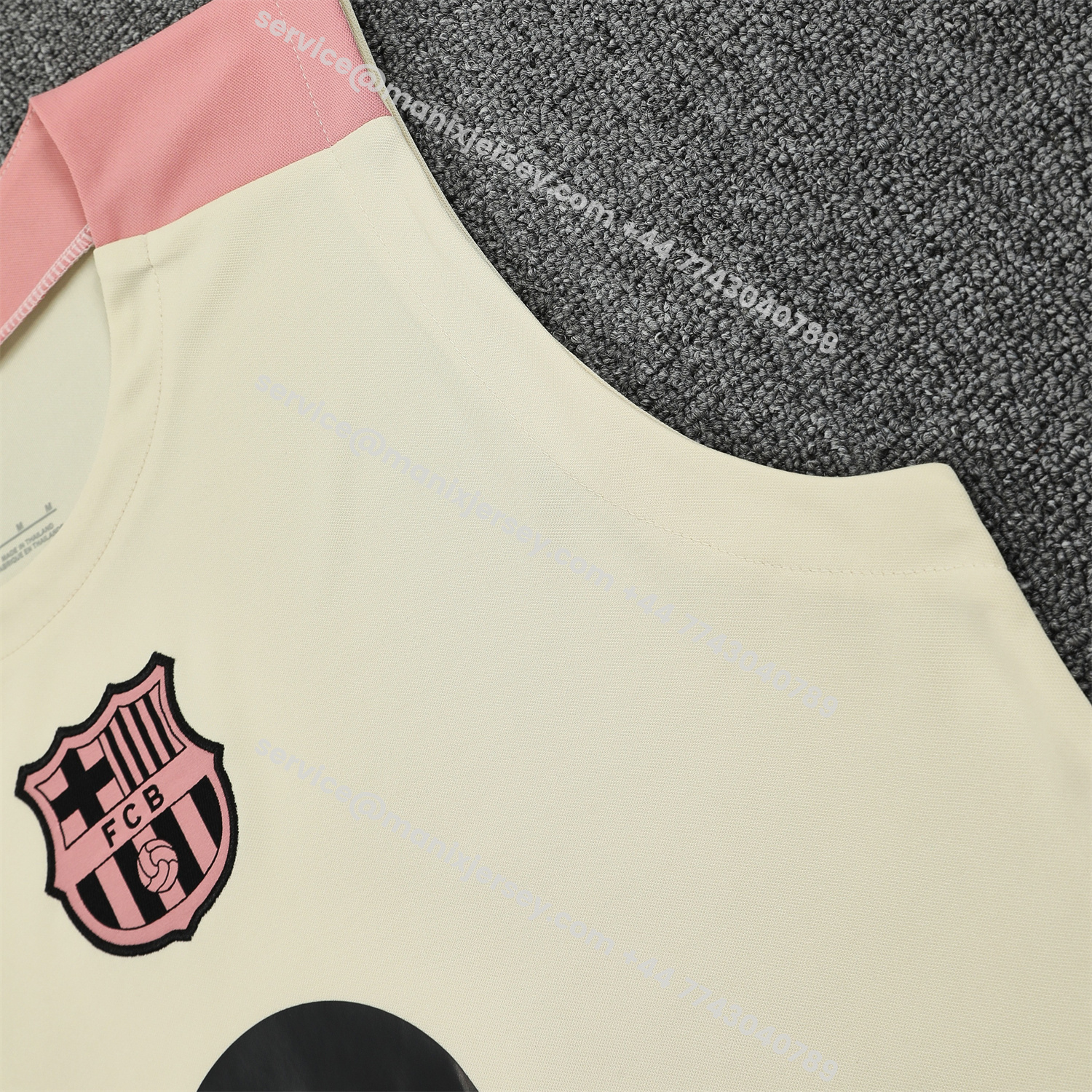 ManixJersey.com | Barcelona 25-26 Vest Training Set - Cream Vest & Deep Blue Shorts -Customize Name, Number and Patch | Worldwide Shipping