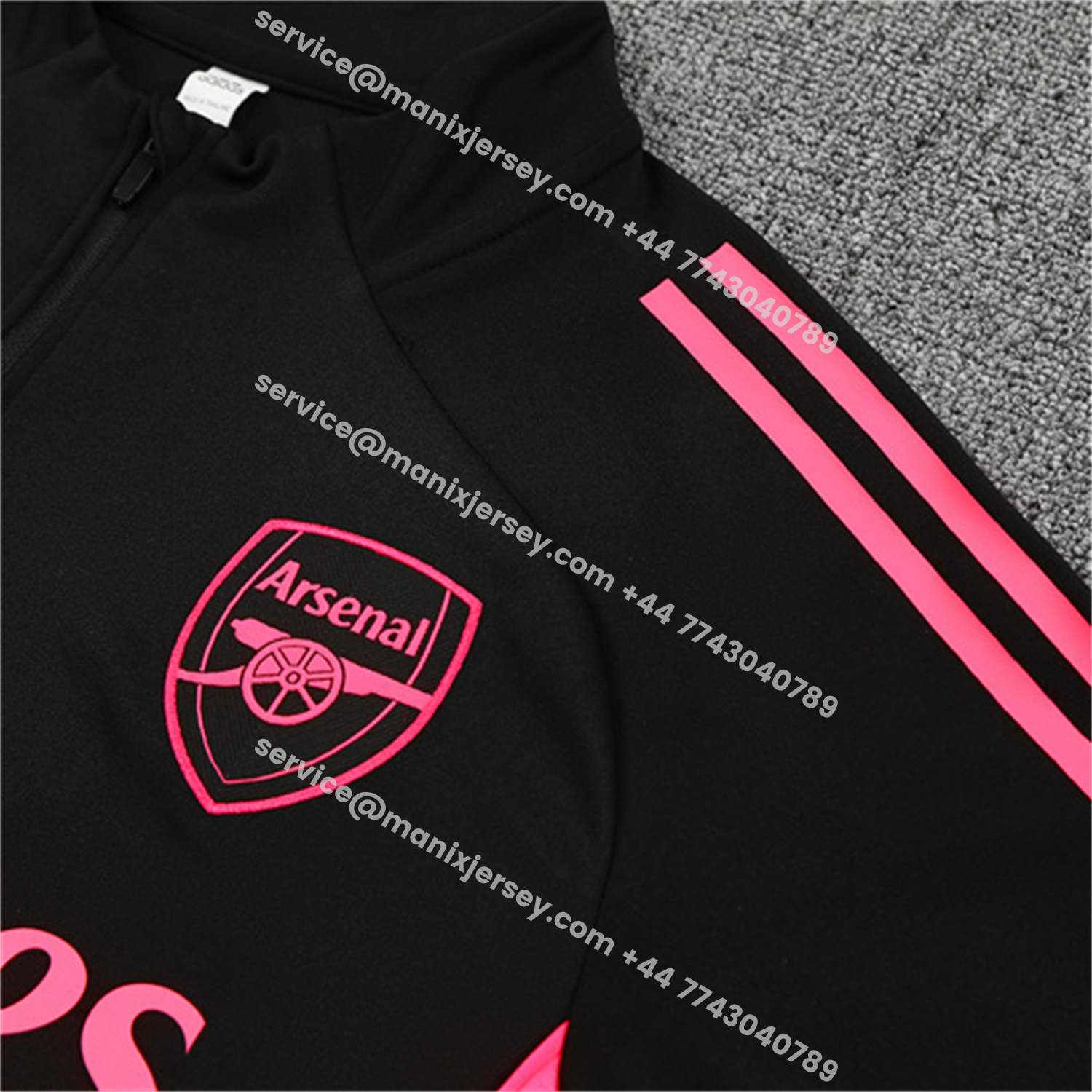 ManixJersey.com | Arsenal 25-26 Kids Long Sleeve Training Set - Pink Logo Balck Top & Black Pants -Customize Name, Number and Patch | Worldwide Shipping