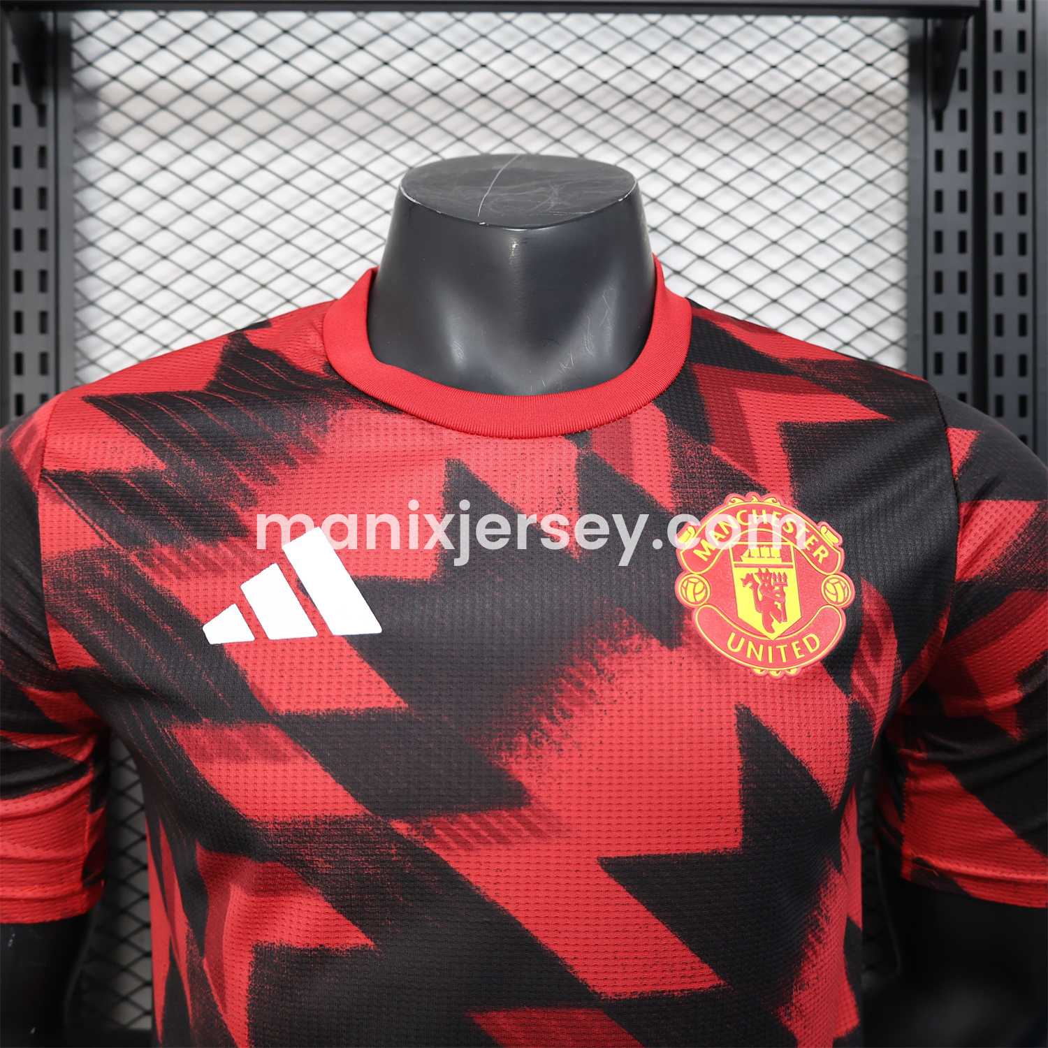 ManixJersey.com | Manchester United 25-26 Red Pre-match Training Jersey - Player Version -Customize Name, Number and Patch | Worldwide Shipping