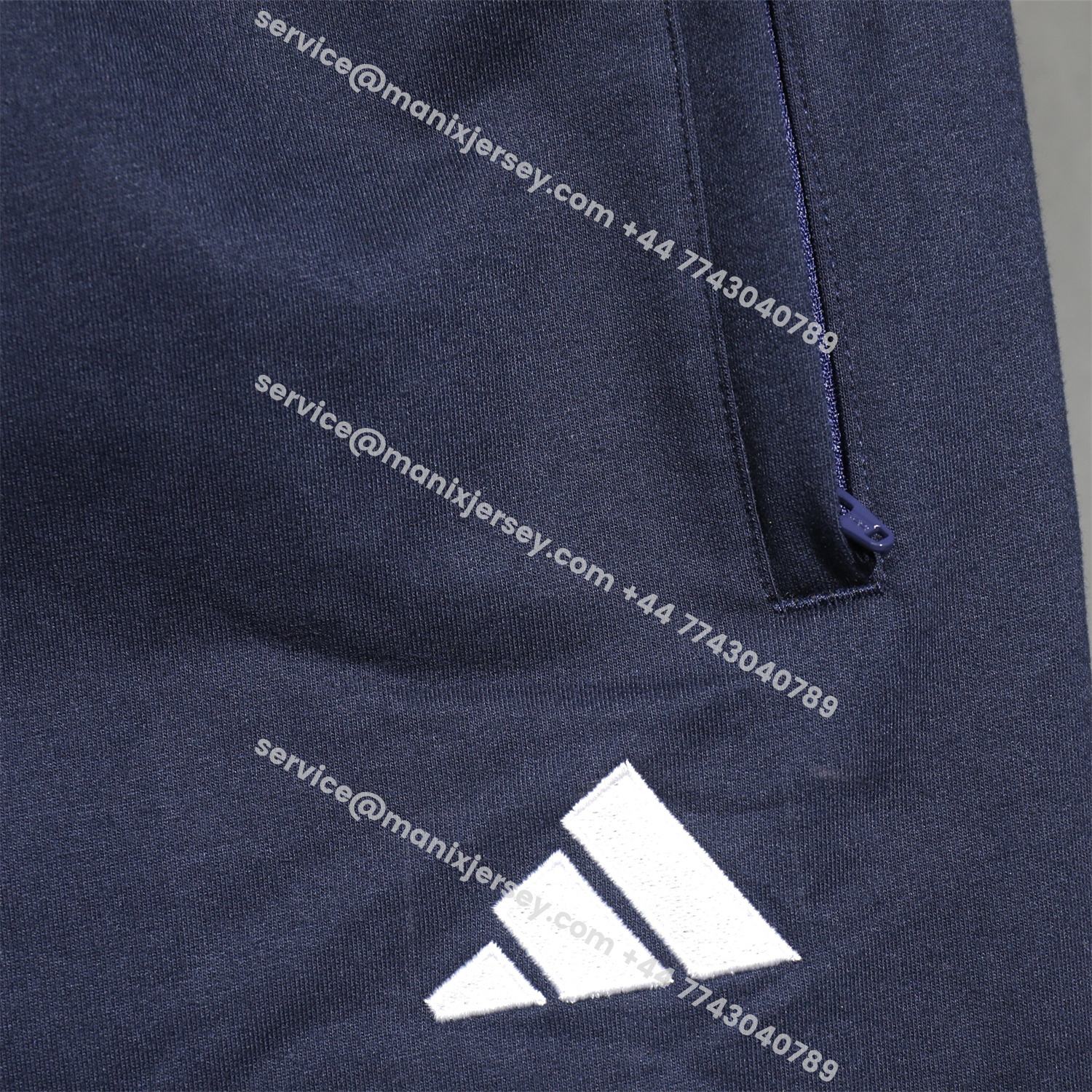 ManixJersey.com | Real Madrid 25-26 Pure Color Training Hoodie Set - Deep Blue Hoodie and Deep Blue Pants -Customize Name, Number and Patch | Worldwide Shipping
