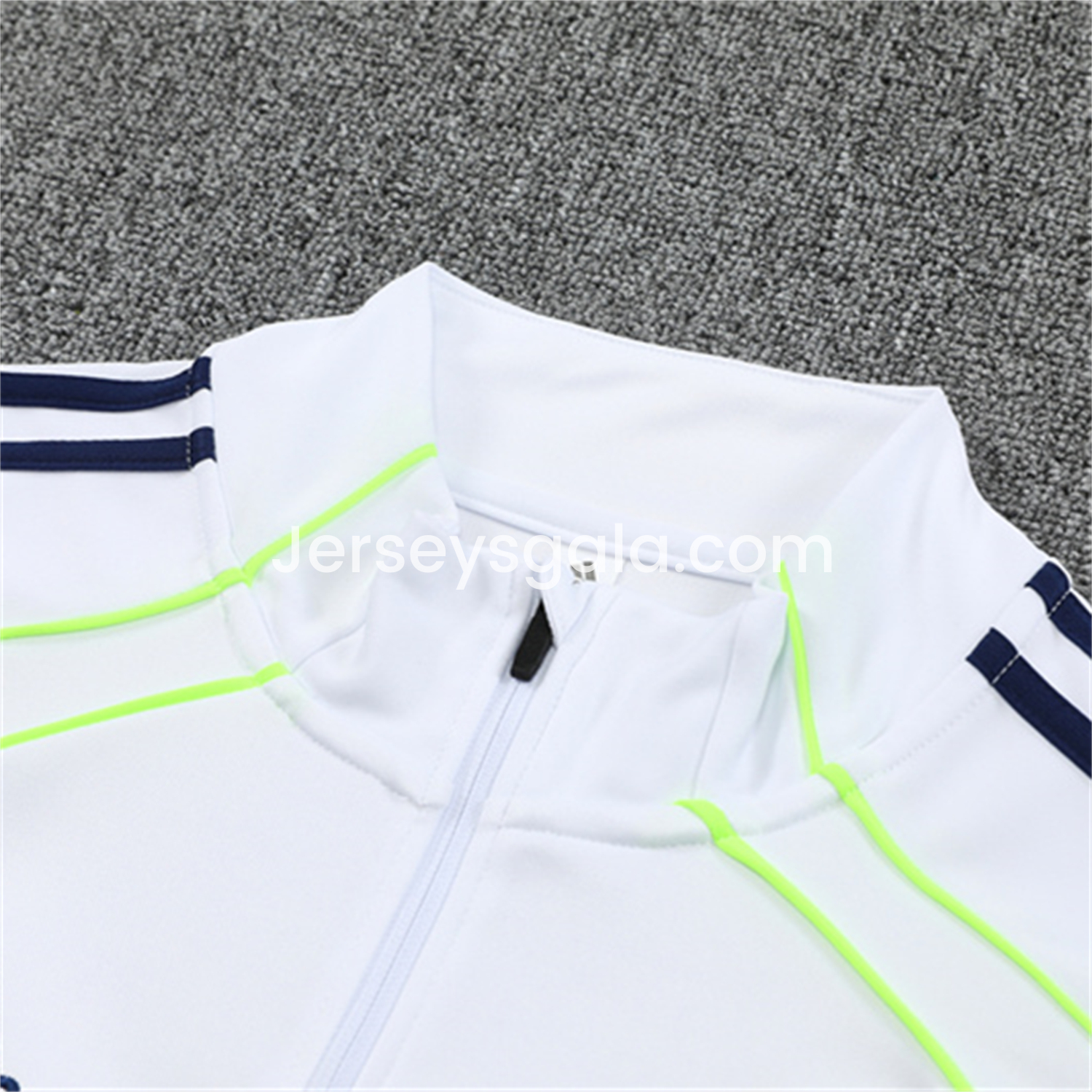 JerseysGala.com | Real Madrid 25-26 Kids Long Sleeves Training Set - Green Line White Top and Blue Pants -Customize Name, Number and Patch | Worldwide Shipping