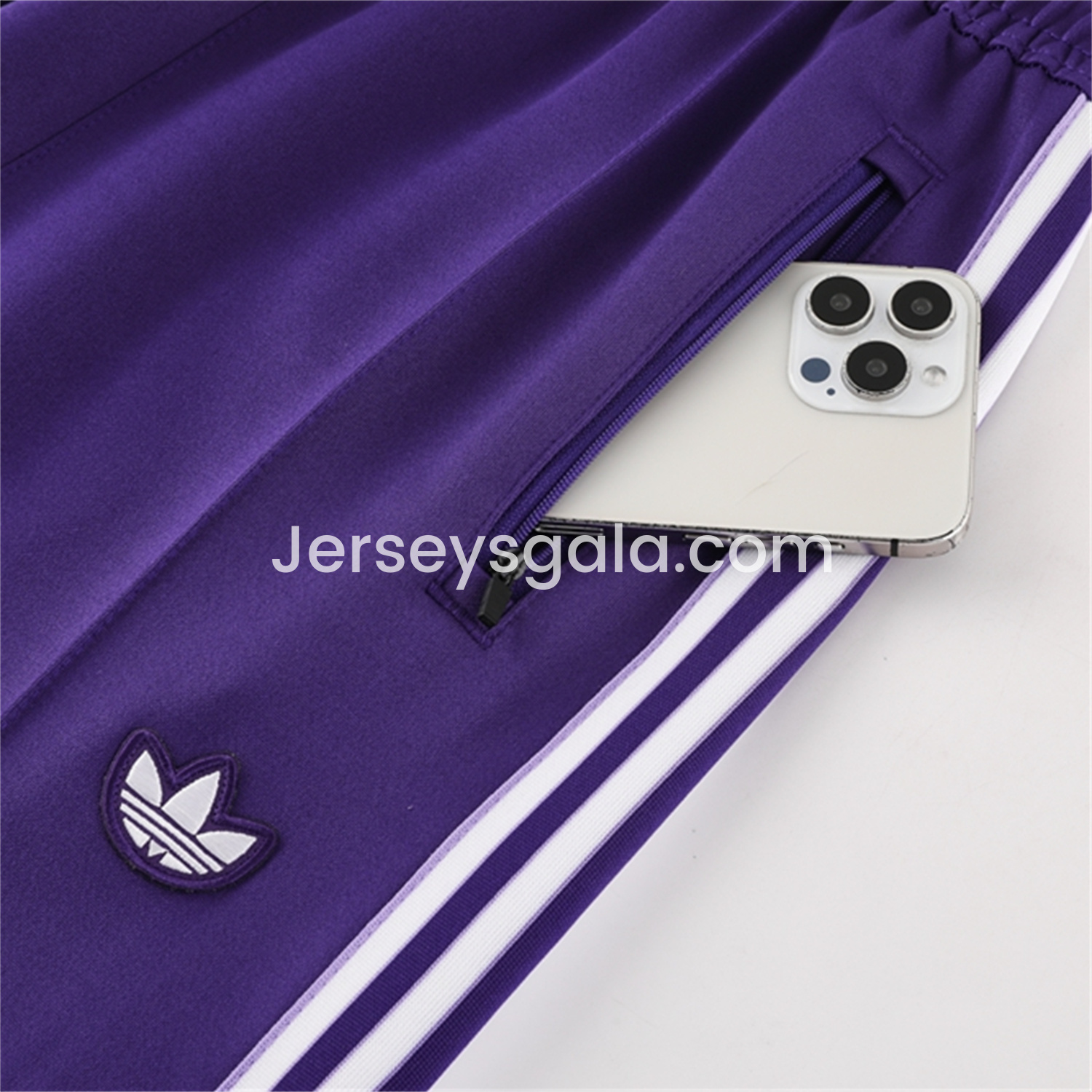 JerseysGala.com | Real Madrid 25-26 Purple Terrace Icon Jacket Training Tracksuit - Purple Jackets & Pants -Customize Name, Number and Patch | Worldwide Shipping