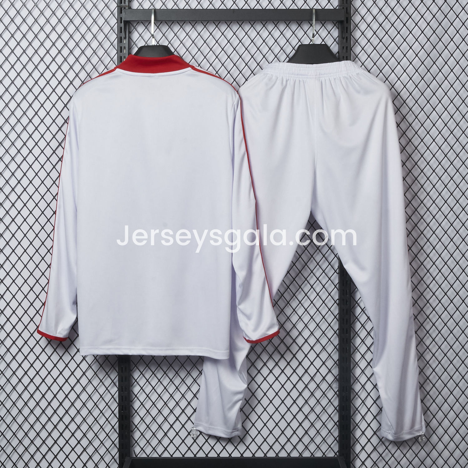 JerseysGala.com | Bayern Munich 2025 125th Anniversary 1/4-Zip Long Sleeves Training Set - White -Customize Name, Number and Patch | Worldwide Shipping