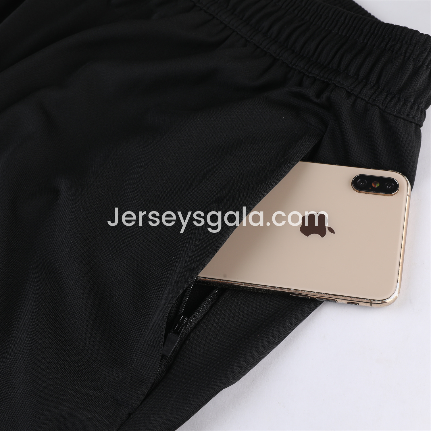 JerseysGala.com | Liver.pool 24-25 Long Sleeve Training Set - Red Stripe Top and Black Pants -Customize Name, Number and Patch | Worldwide Shipping
