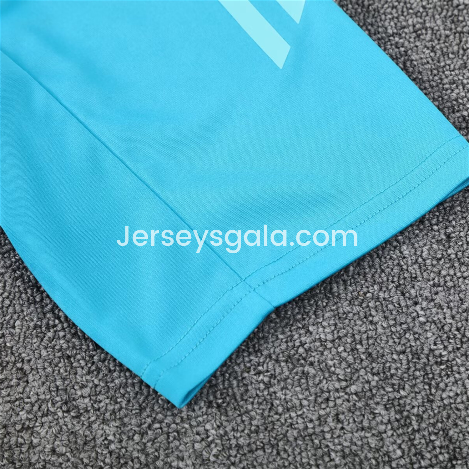 JerseysGala.com | Flamengo 25-26 Short-Sleeve Kids Training Set - Light Blue With Royal Blue -Customize Name, Number and Patch | Worldwide Shipping