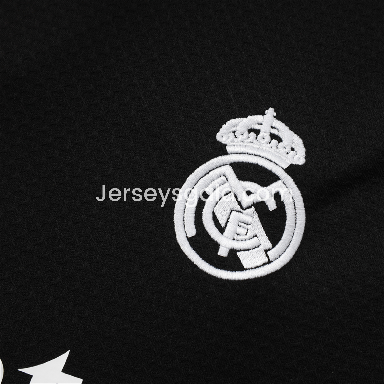 JerseysGala.com | Real Madrid 25-26 Short-Sleeve Training Set - Black Top and Black Shorts -Customize Name, Number and Patch | Worldwide Shipping