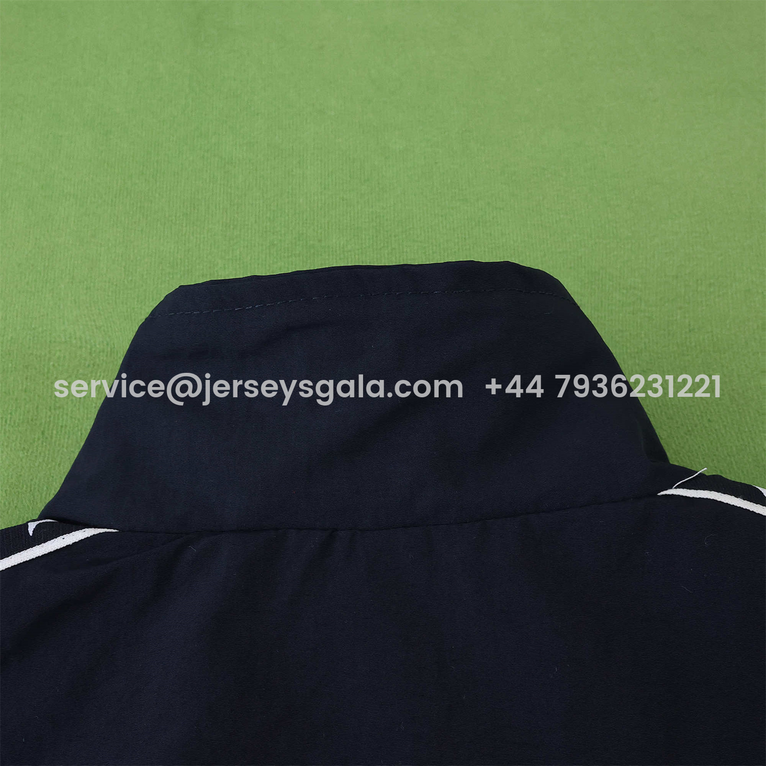 JerseysGala.com | Real Madrid 25-26 Throwback Windbreaker Jacket - Black -Customize Name, Number and Patch | Worldwide Shipping
