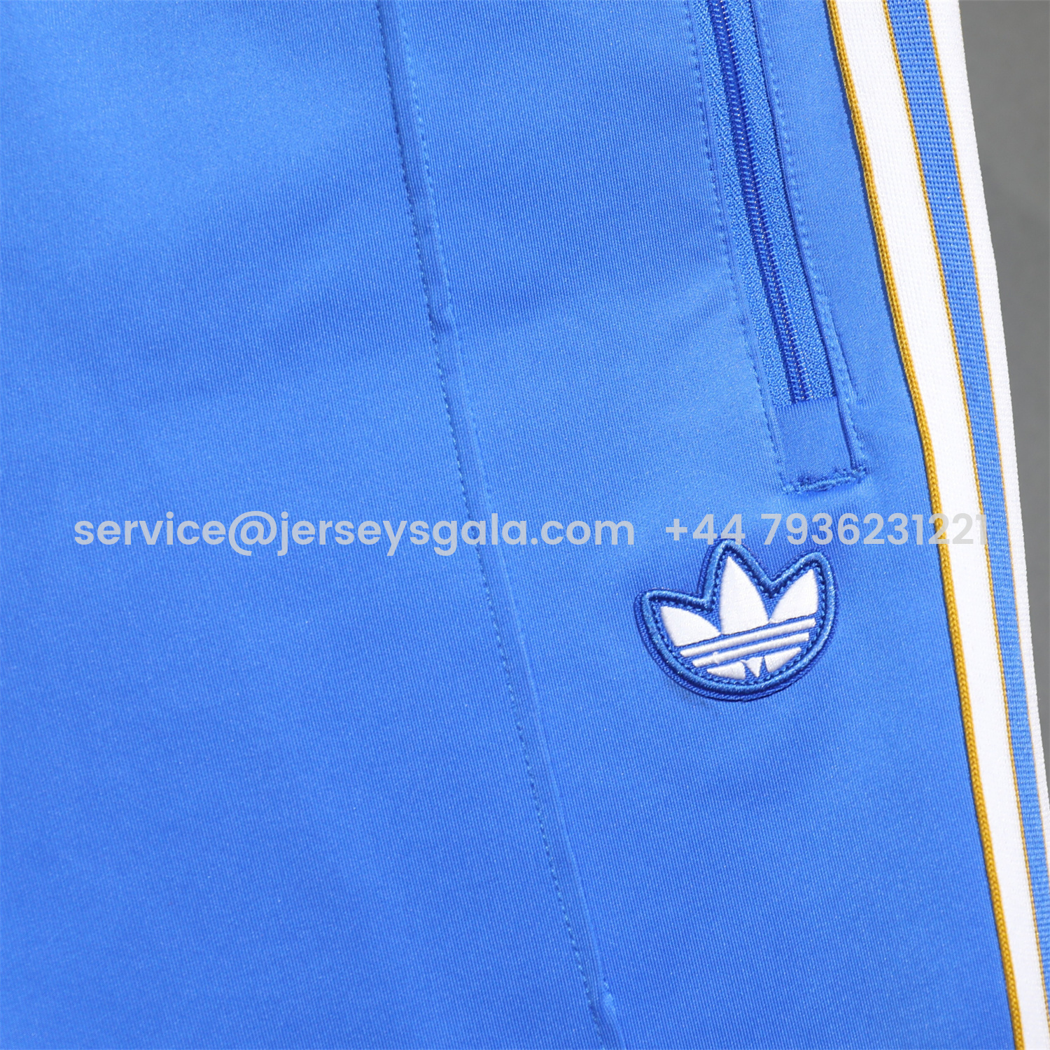 JerseysGala.com | Real Madrid 25-26 Pure Color Training Set - Blue Top and Blue Pants -Customize Name, Number and Patch | Worldwide Shipping