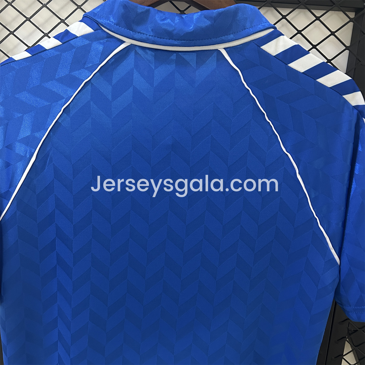 JerseysGala.com | Retro Real Madrid 1986-88 Away Jersey -Customize Name, Number and Patch | Worldwide Shipping