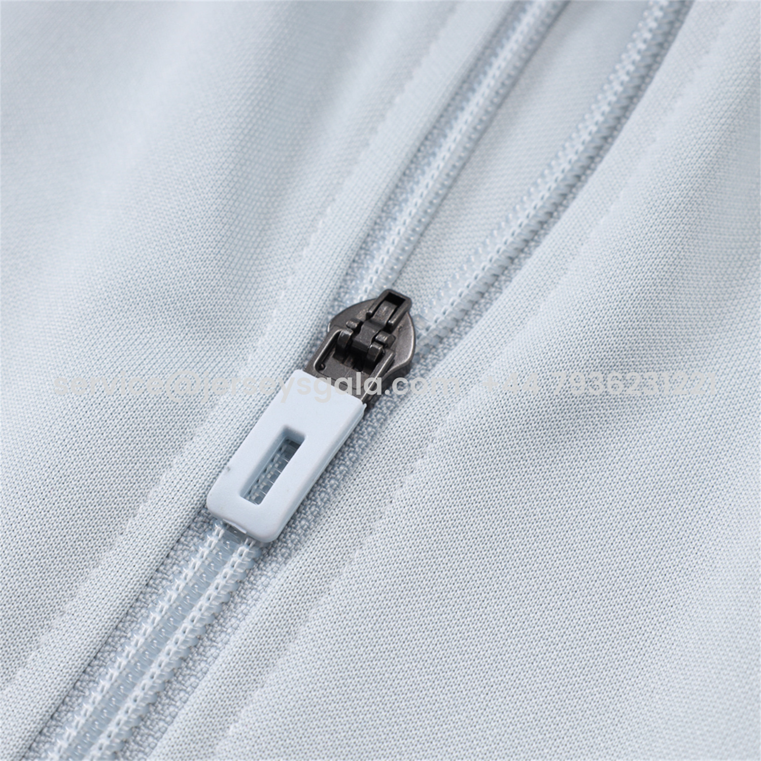 JerseysGala.com | Bayern Munich 25-26 Jacket Training Tracksuit - Grey Throwback Jackets & Pants -Customize Name, Number and Patch | Worldwide Shipping
