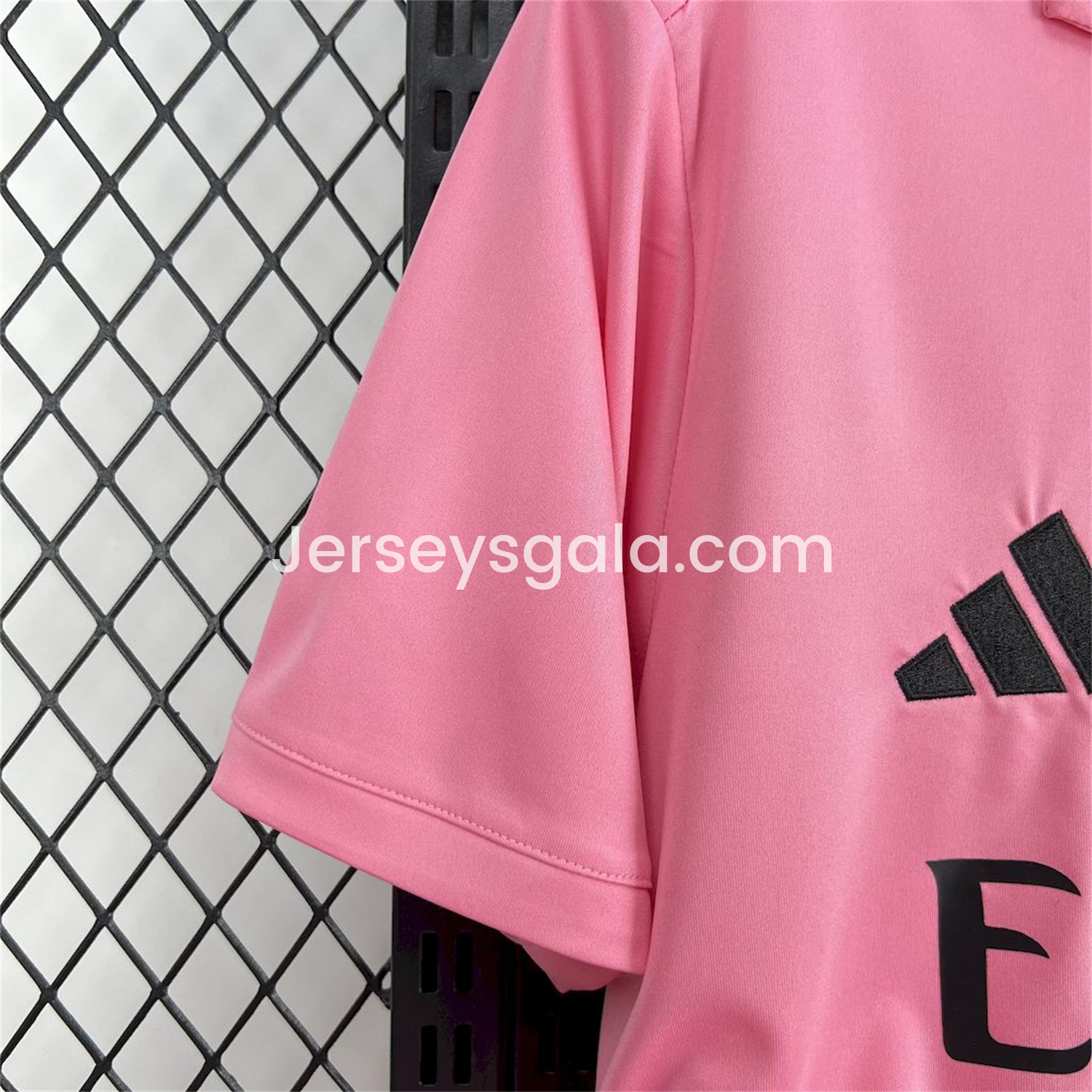 JerseysGala.com | Real Madrid 2025-26 Pink Special Edition Jersey - Fans Version -Customize Name, Number and Patch | Worldwide Shipping