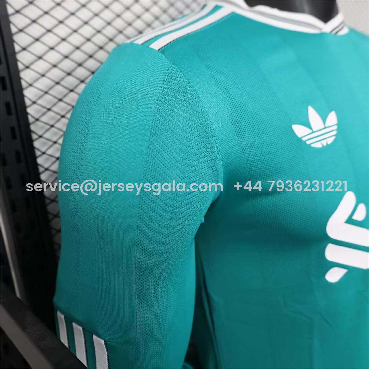 JerseysGala.com | Liver.pool 25-26 Third Green Long Sleeves Jersey - Player Version -Customize Name, Number and Patch | Worldwide Shipping