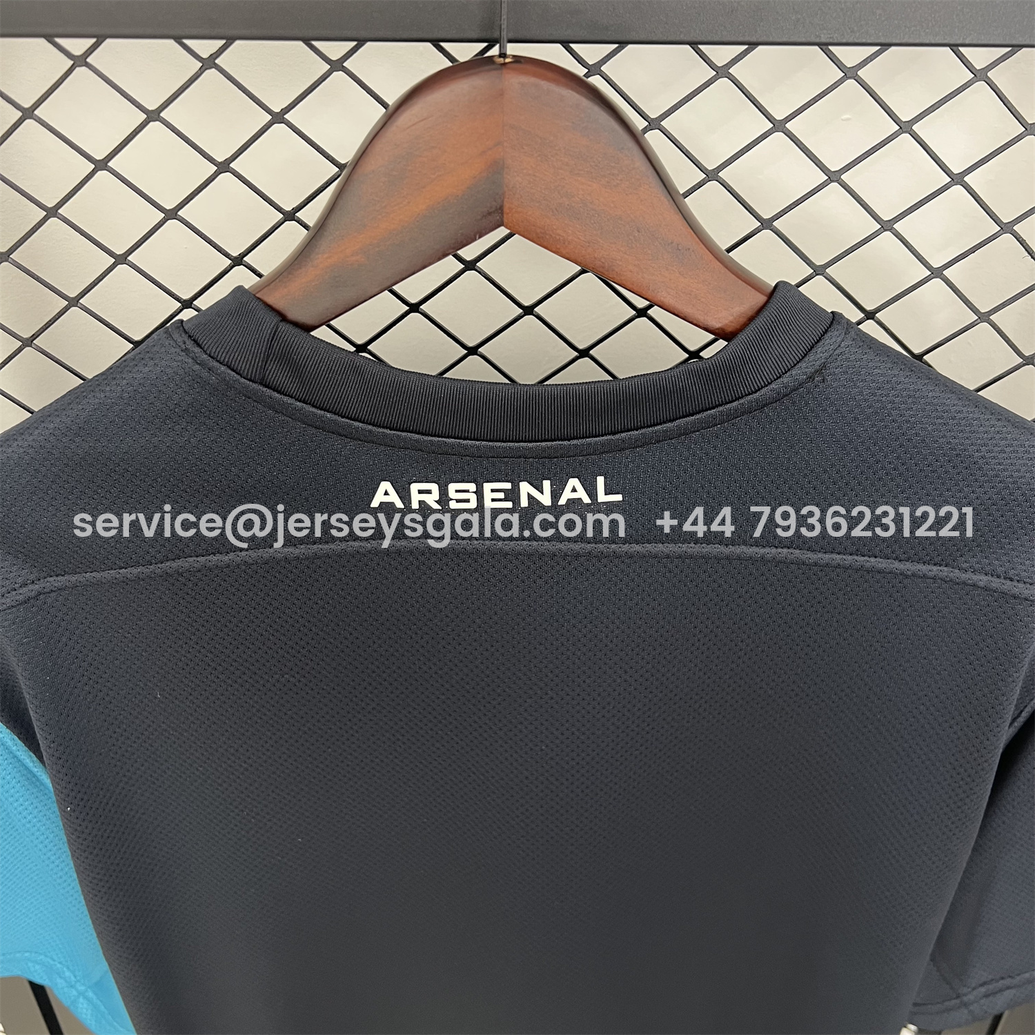JerseysGala.com | Retro Arsenal 2011-12 Away Jersey -Customize Name, Number and Patch | Worldwide Shipping