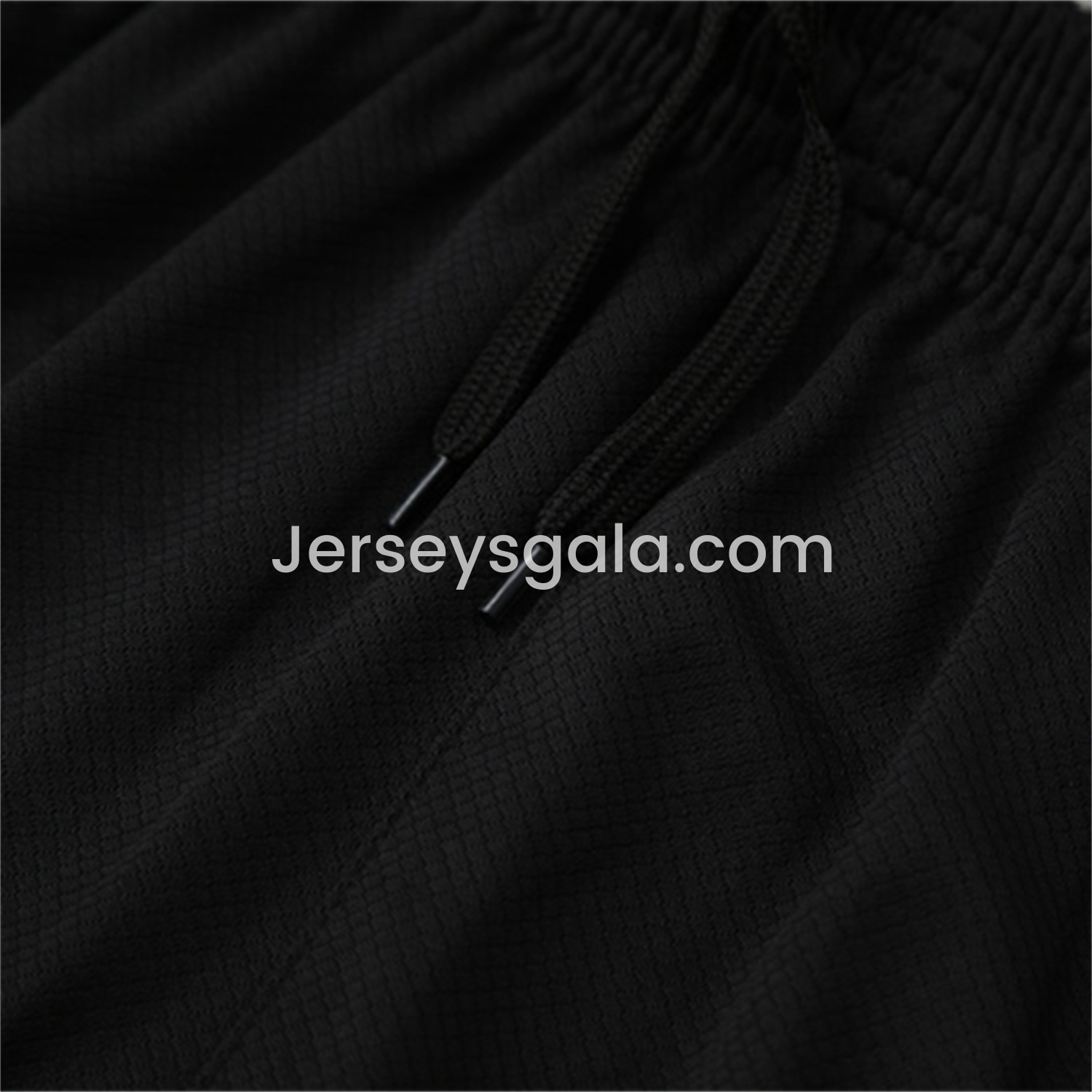 JerseysGala.com | Real Madrid 25-26 Kid Short-Sleeve Training Set - Pink Black Top & Black Shorts -Customize Name, Number and Patch | Worldwide Shipping