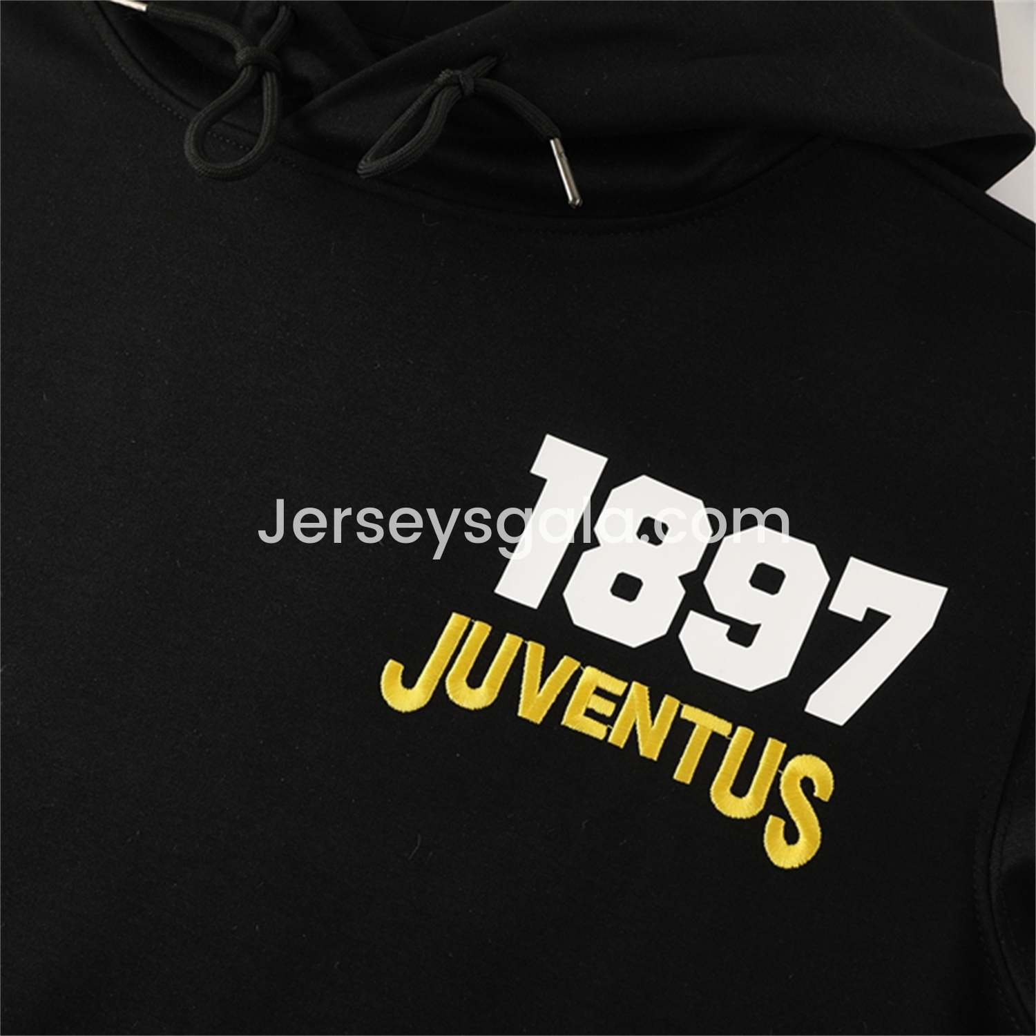 JerseysGala.com | Juventus 25-26 Originals Varsity Hoodie Set - Black Hoodie and Pants -Customize Name, Number and Patch | Worldwide Shipping