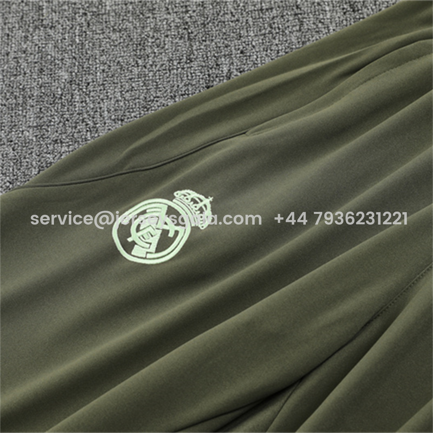 JerseysGala.com | Real Madrid 25-26 Long Sleeve Training Set - Army Green Top & Pants -Customize Name, Number and Patch | Worldwide Shipping