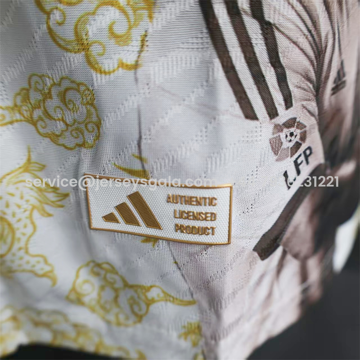 JerseysGala.com | Real Madrid 25-26 Two Generations of Ronaldo White Jersey - Player Version -Customize Name, Number and Patch | Worldwide Shipping