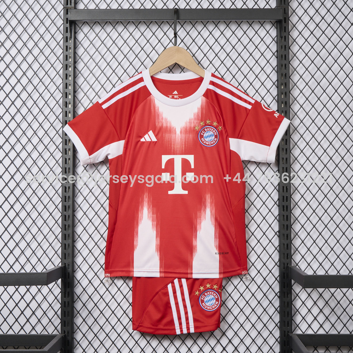 JerseysGala.com | Bayern Munich 25-26 Home Müller Limited Edition Kids Kit -Customize Name, Number and Patch | Worldwide Shipping
