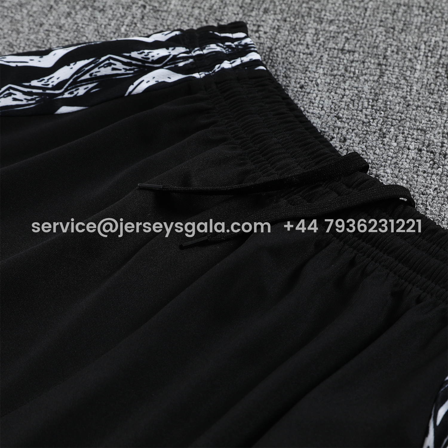 JerseysGala.com | Arsenal 25-26 Vest Training Set - Colorful Festival Vest and Black Shorts -Customize Name, Number and Patch | Worldwide Shipping