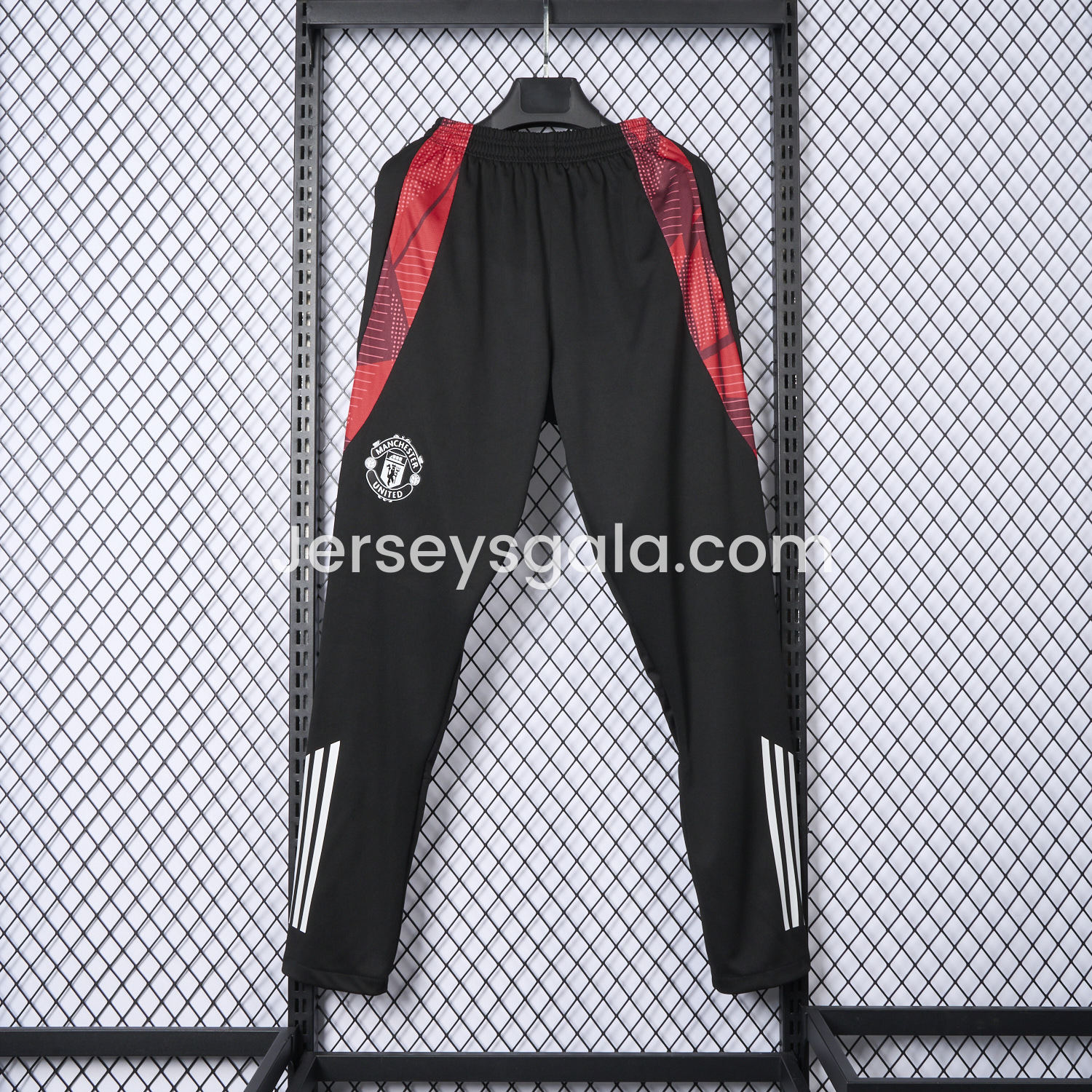 JerseysGala.com | Manchester United 25-26 Black Training Pants - Player Version -Customize Name, Number and Patch | Worldwide Shipping