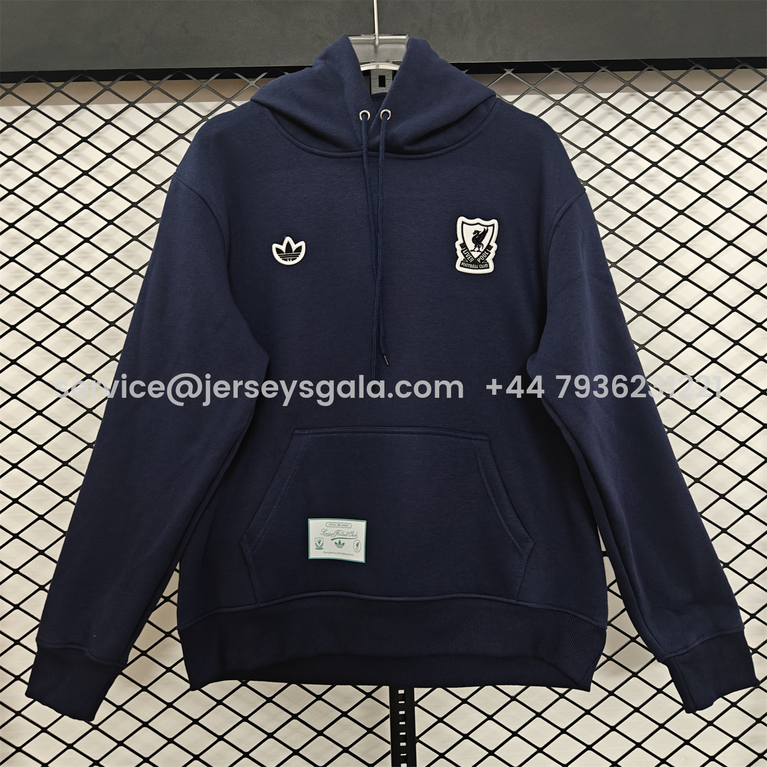 JerseysGala.com | Liver.pool 25-26 Originals Terrace Icon White Team Logo Unisex Pullover Hoodie -Customize Name, Number and Patch | Worldwide Shipping
