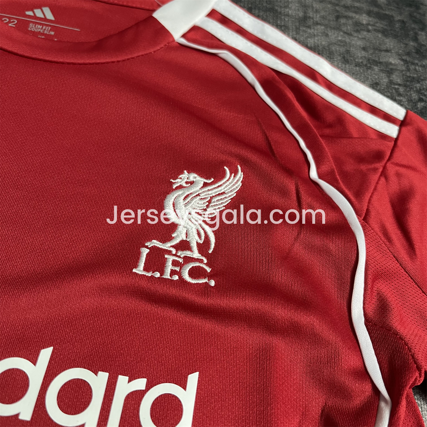 JerseysGala.com | Liver.pool 25-26 Home Kids Kit -Customize Name, Number and Patch | Worldwide Shipping