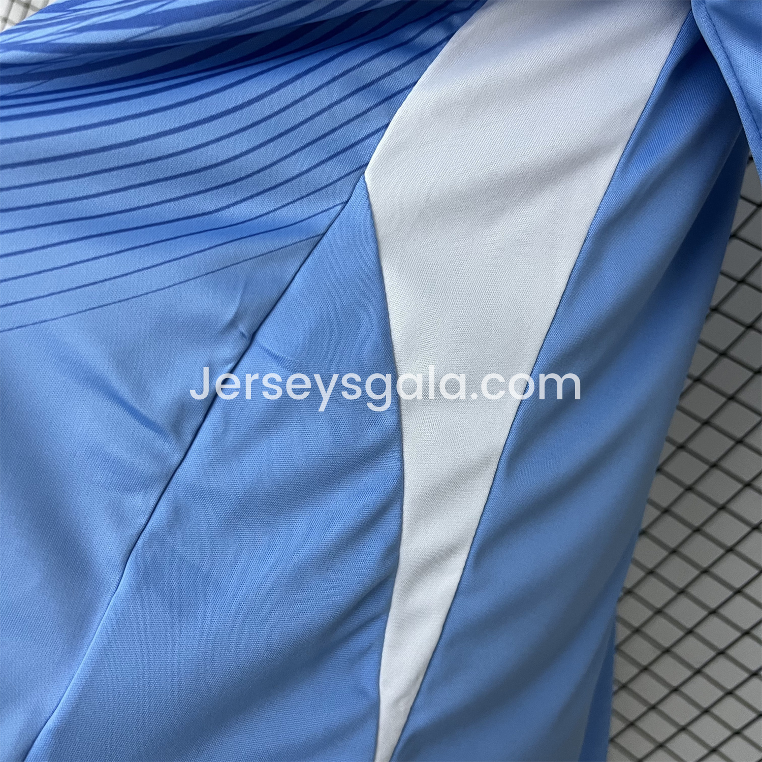 JerseysGala.com | Real Madrid 25-26 Blue Goalkeeper Jersey - Fans Version -Customize Name, Number and Patch | Worldwide Shipping