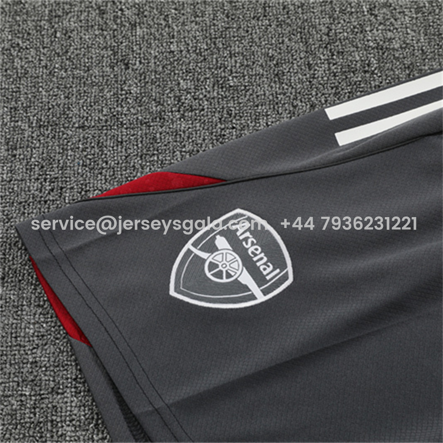 JerseysGala.com | Arsenal 25-26 Short-Sleeve Training Set- Red Top & Green Shorts -Customize Name, Number and Patch | Worldwide Shipping