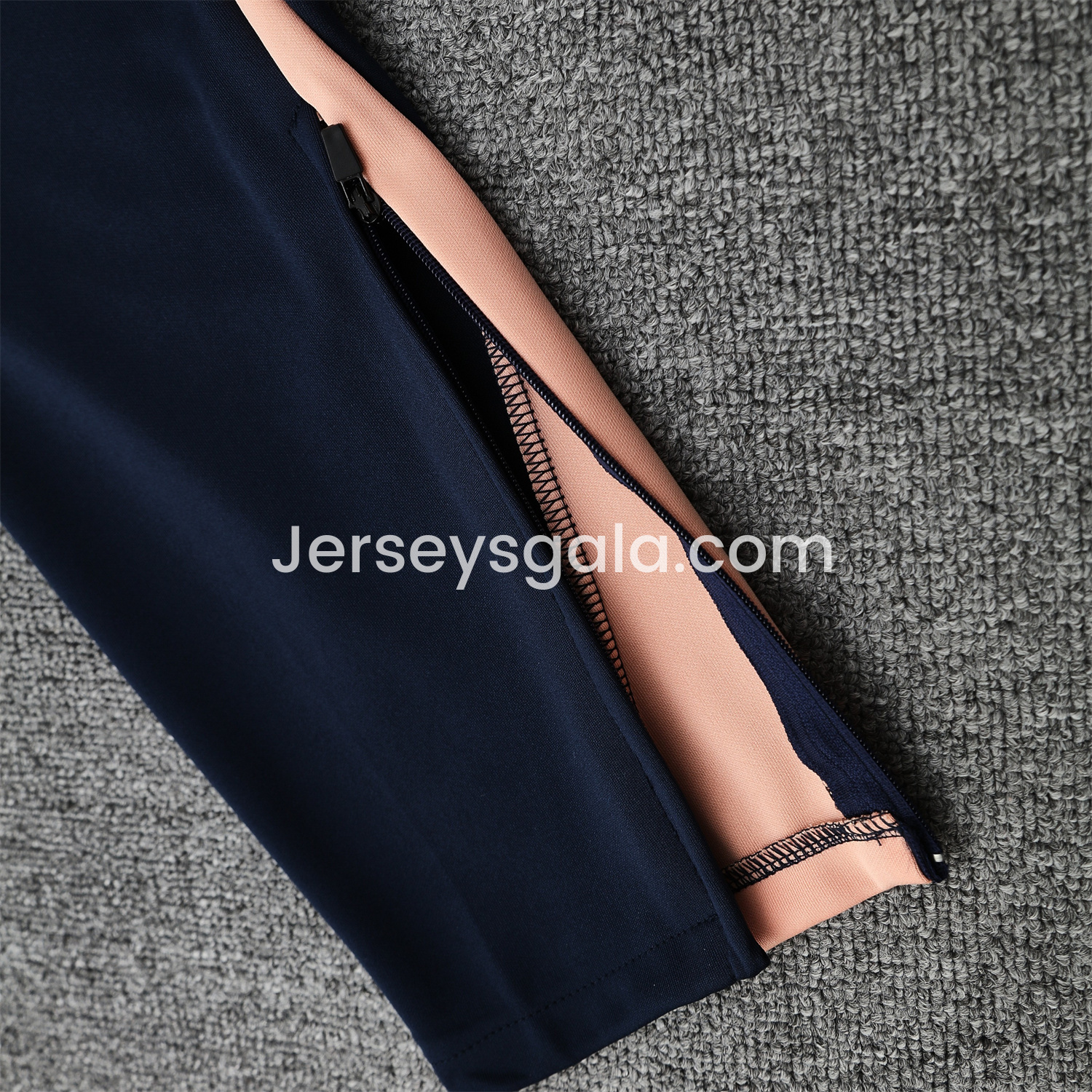 JerseysGala.com | C.H.E.L.S.E.A 25-26 Traning Hoodie Set - Pink With Royal Blue -Customize Name, Number and Patch | Worldwide Shipping