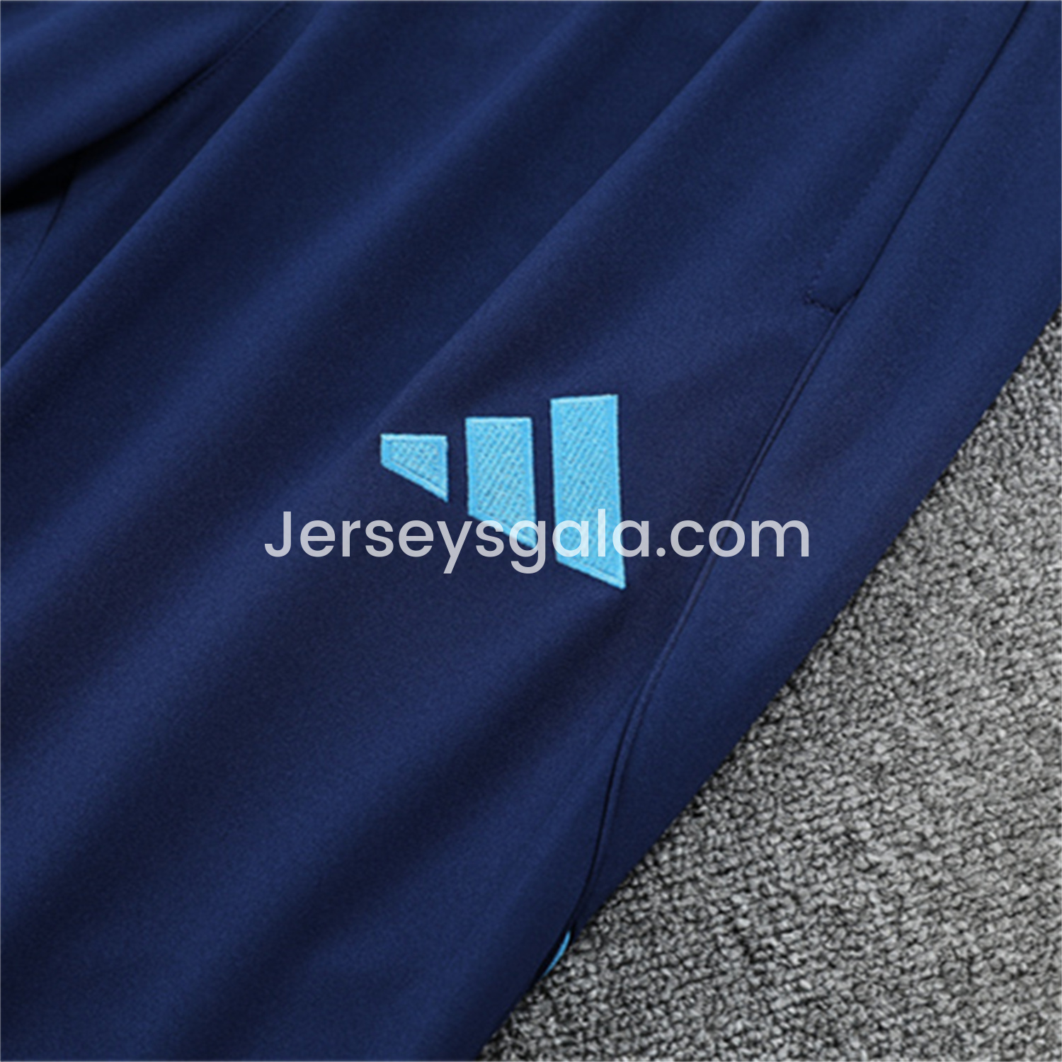 JerseysGala.com | Real Madrid 25-26 Long Sleeves Training Set - Blue-Gray Camouflage Top & Blue Pants -Customize Name, Number and Patch | Worldwide Shipping