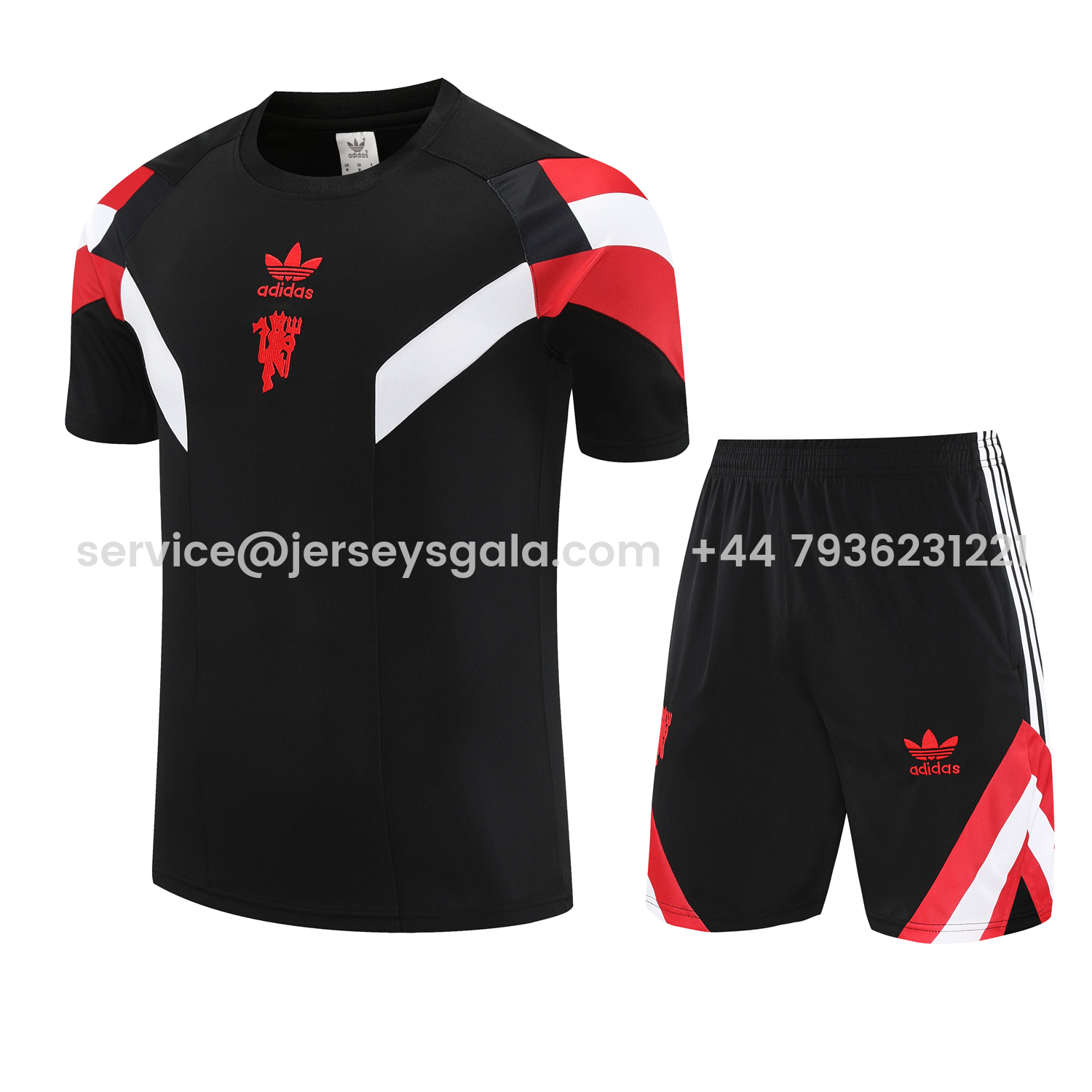 JerseysGala.com | Manchester United 25-26 Short-Sleeve Training Set - Red Devil Black Top & Black Shorts -Customize Name, Number and Patch | Worldwide Shipping