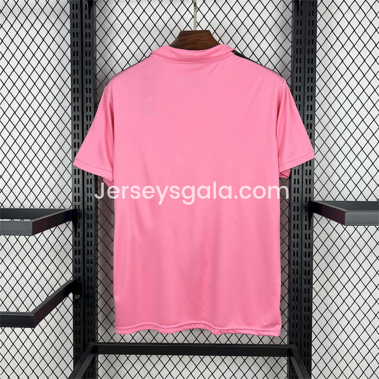 JerseysGala.com | Real Madrid 2025-26 Pink Special Edition Jersey - Fans Version -Customize Name, Number and Patch | Worldwide Shipping