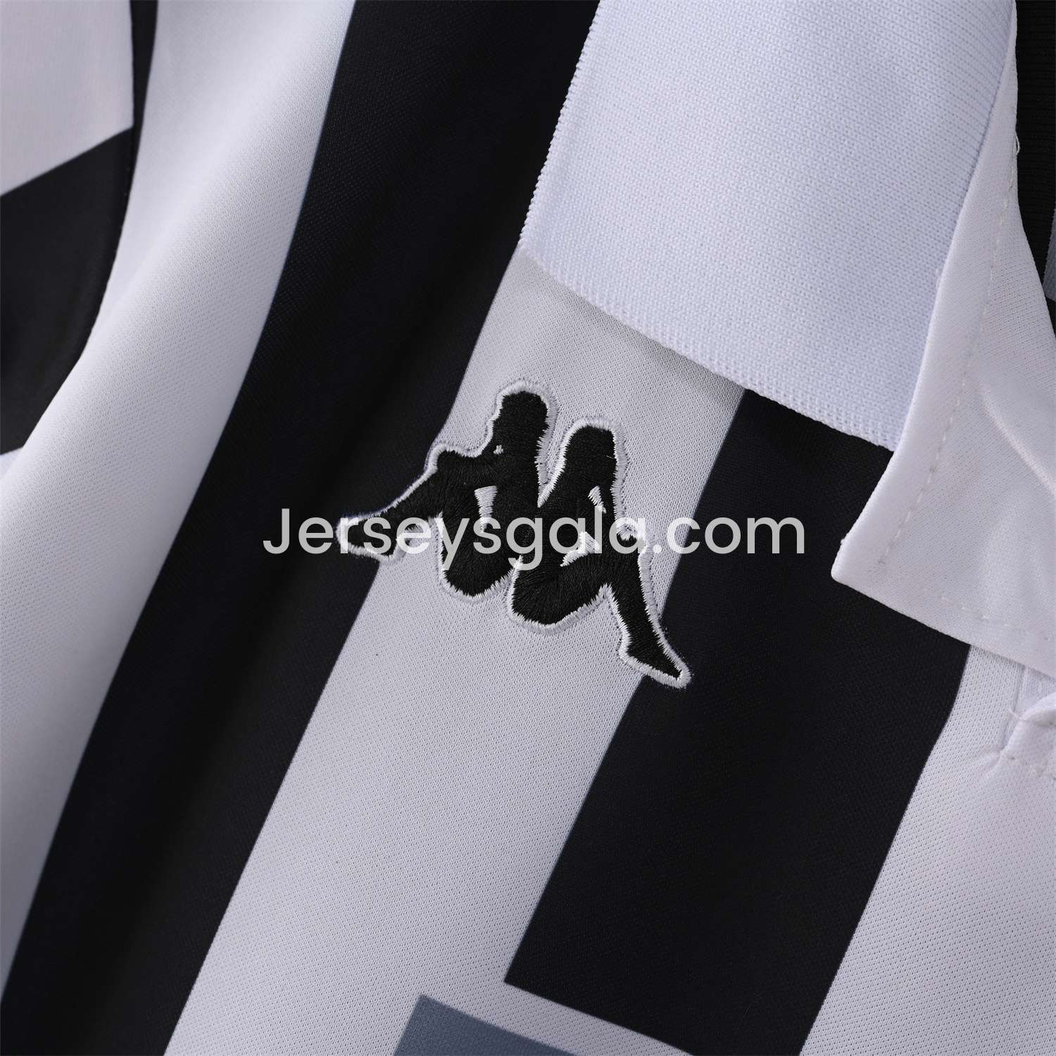 JerseysGala.com | Retro Juventus 1999-00 Home Jersey -Customize Name, Number and Patch | Worldwide Shipping