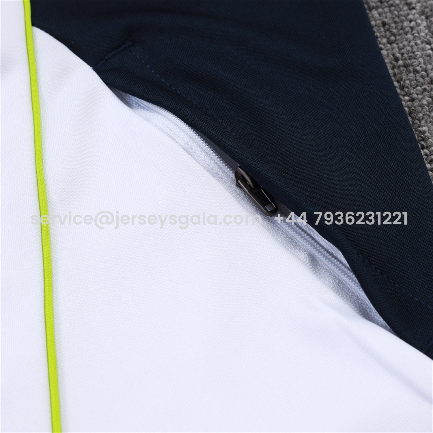 JerseysGala.com | Real Madrid 25-26 Jacket Training Tracksuit - White Throwback Jackets & Black Pants -Customize Name, Number and Patch | Worldwide Shipping