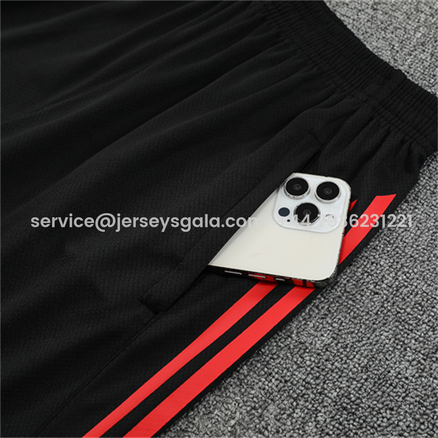 JerseysGala.com | Liver.pool 25-26 Short-Sleeve Training Set - Red Top & Black Shorts -Customize Name, Number and Patch | Worldwide Shipping