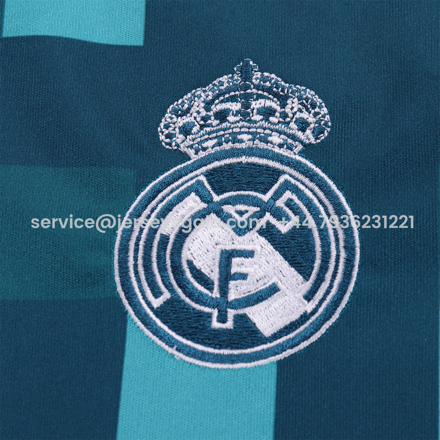 JerseysGala.com | Retro Real Madrid 17-18 Third Long Sleeves Kids Kit -Customize Name, Number and Patch | Worldwide Shipping
