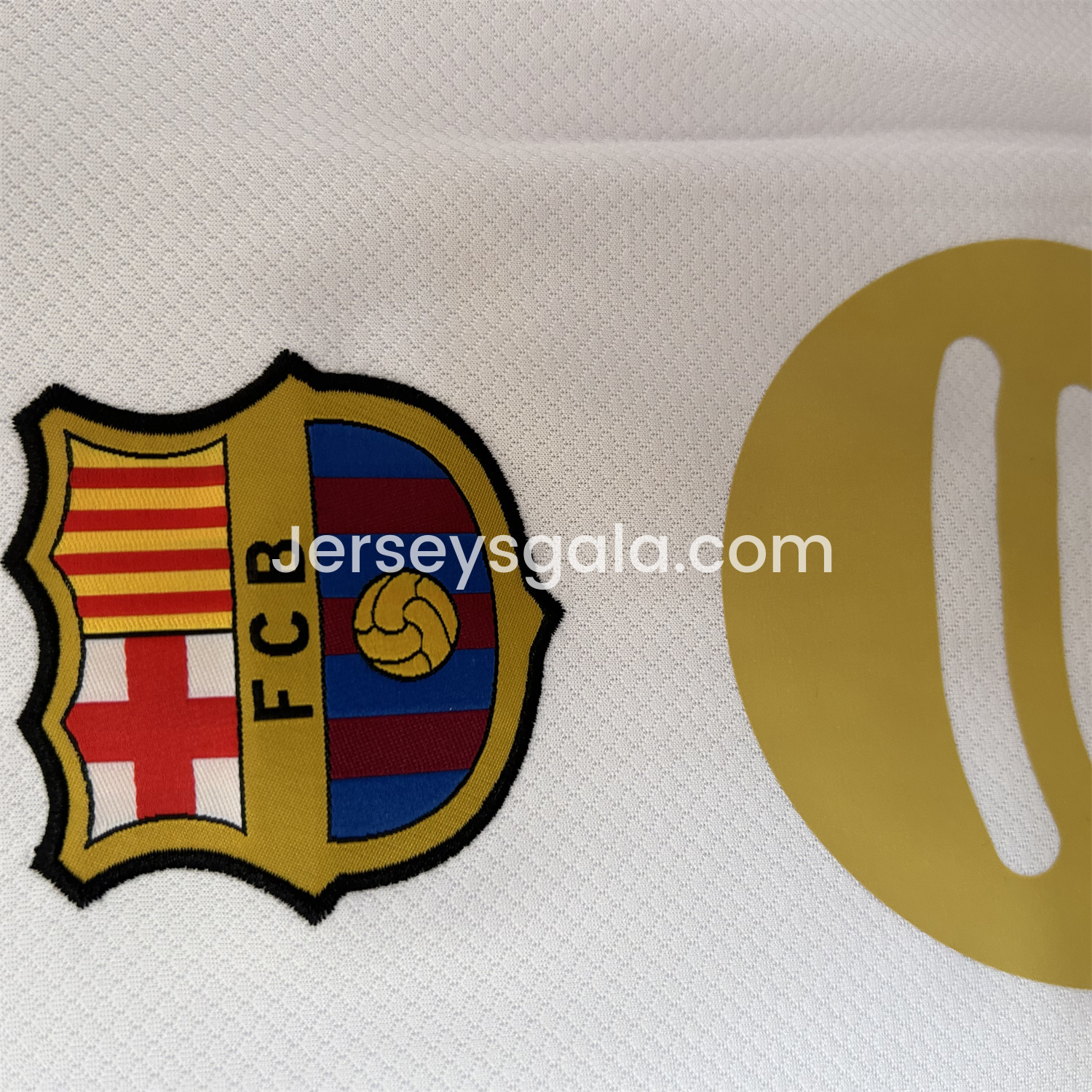 JerseysGala.com | Barcelona 24-25 White GK Pre-match Training Jersey - Fans Version -Customize Name, Number and Patch | Worldwide Shipping