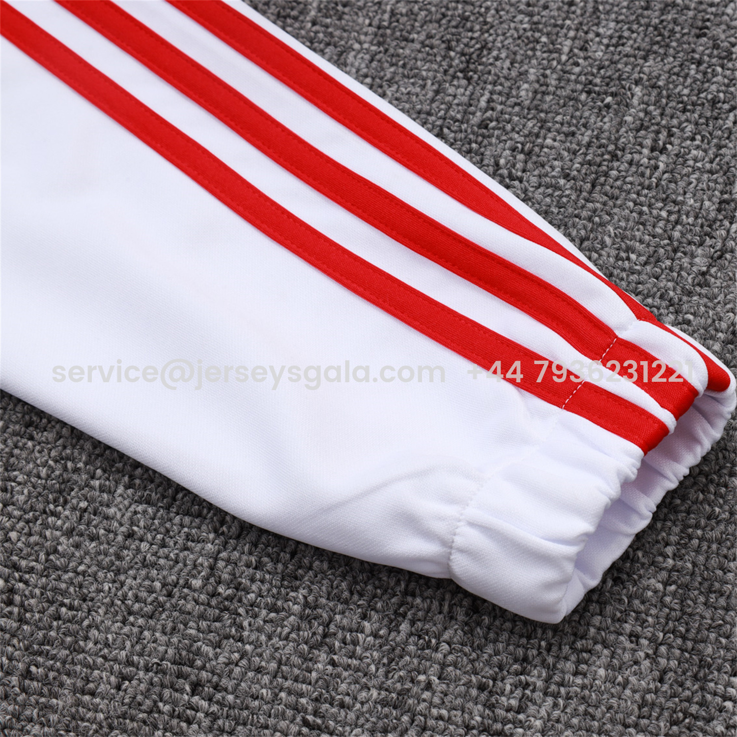 JerseysGala.com | Bayern Munich 25-26 Jacket Training Tracksuit - White Throwback Jackets & Grey Pants -Customize Name, Number and Patch | Worldwide Shipping